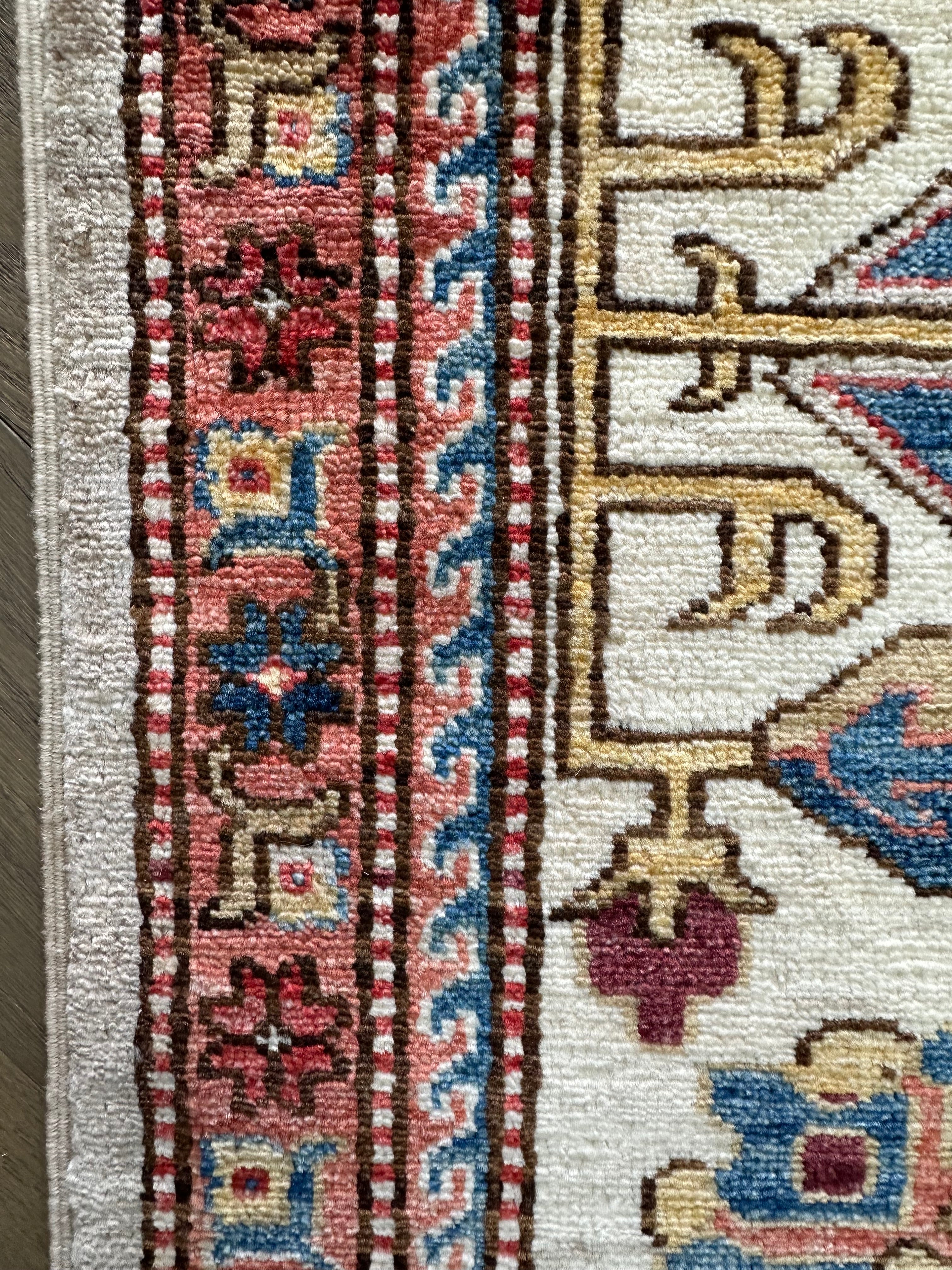 Afghan handmade rug,Chobi. Size:367x268cm
