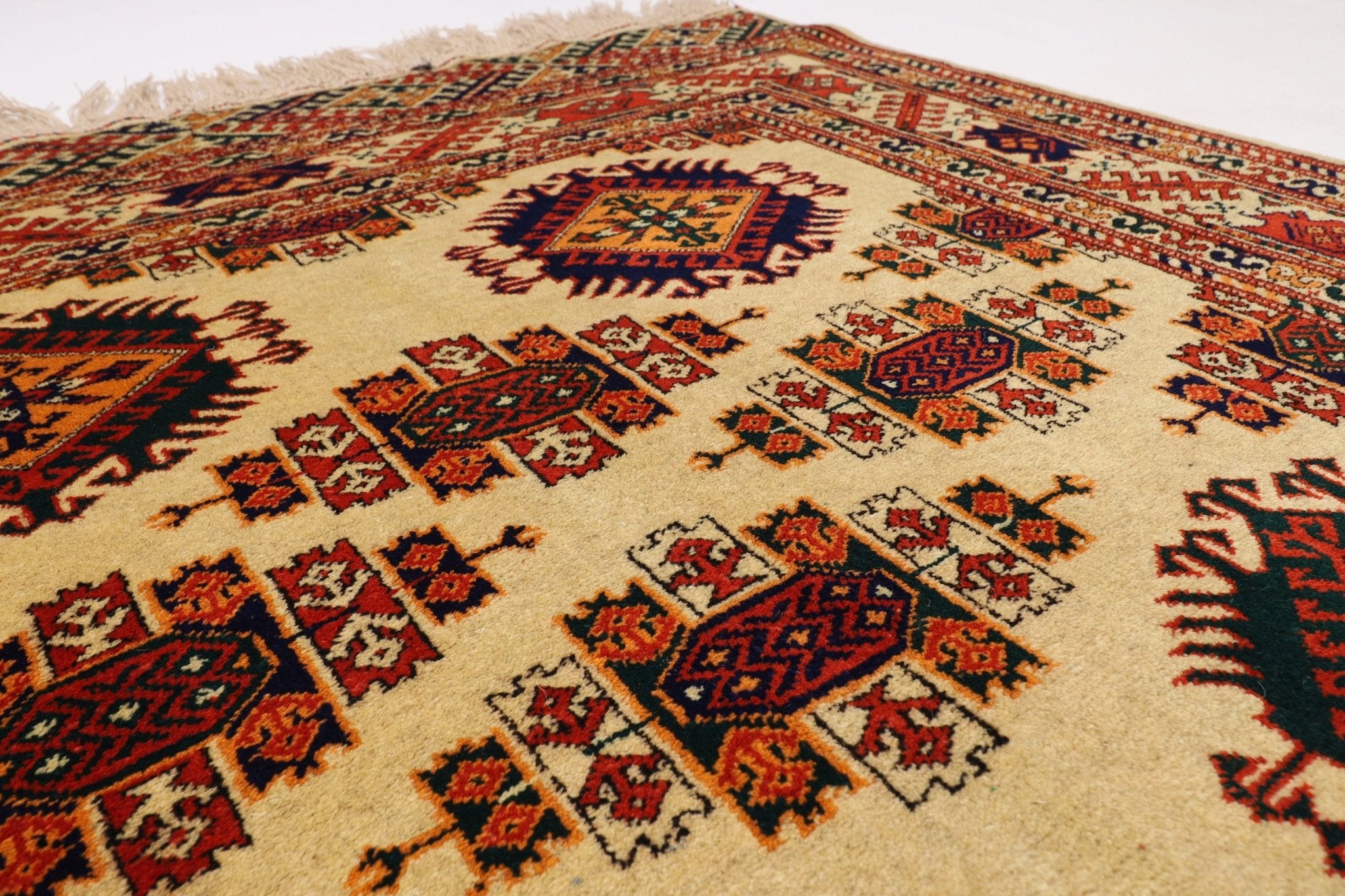 4x7 ft. Turkmenistan - 123 x 213 cm - Jerm Rugs - Jerm | جِرْم
