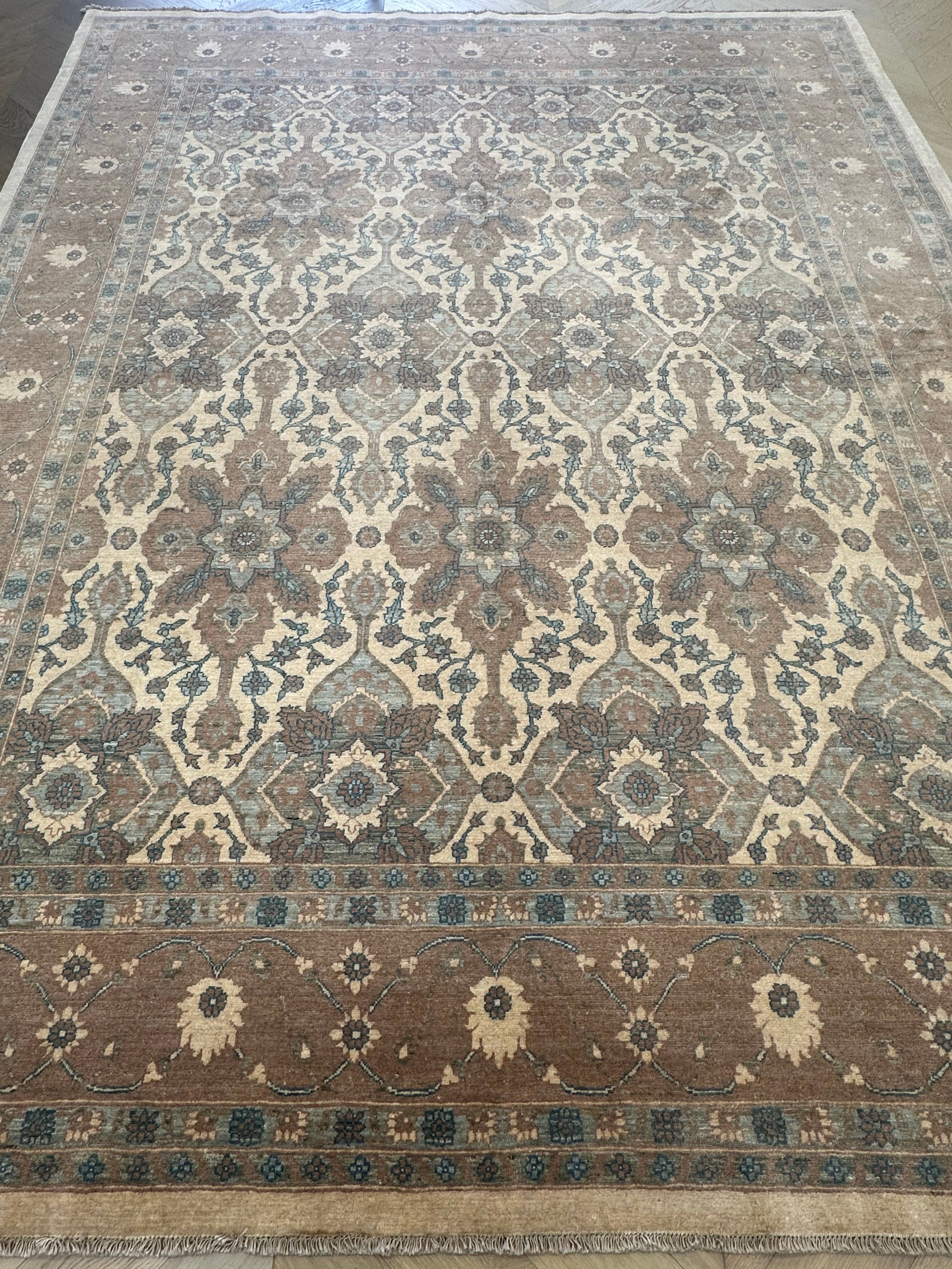 Afghan handmade rug,Chobi. Size:324x252cm