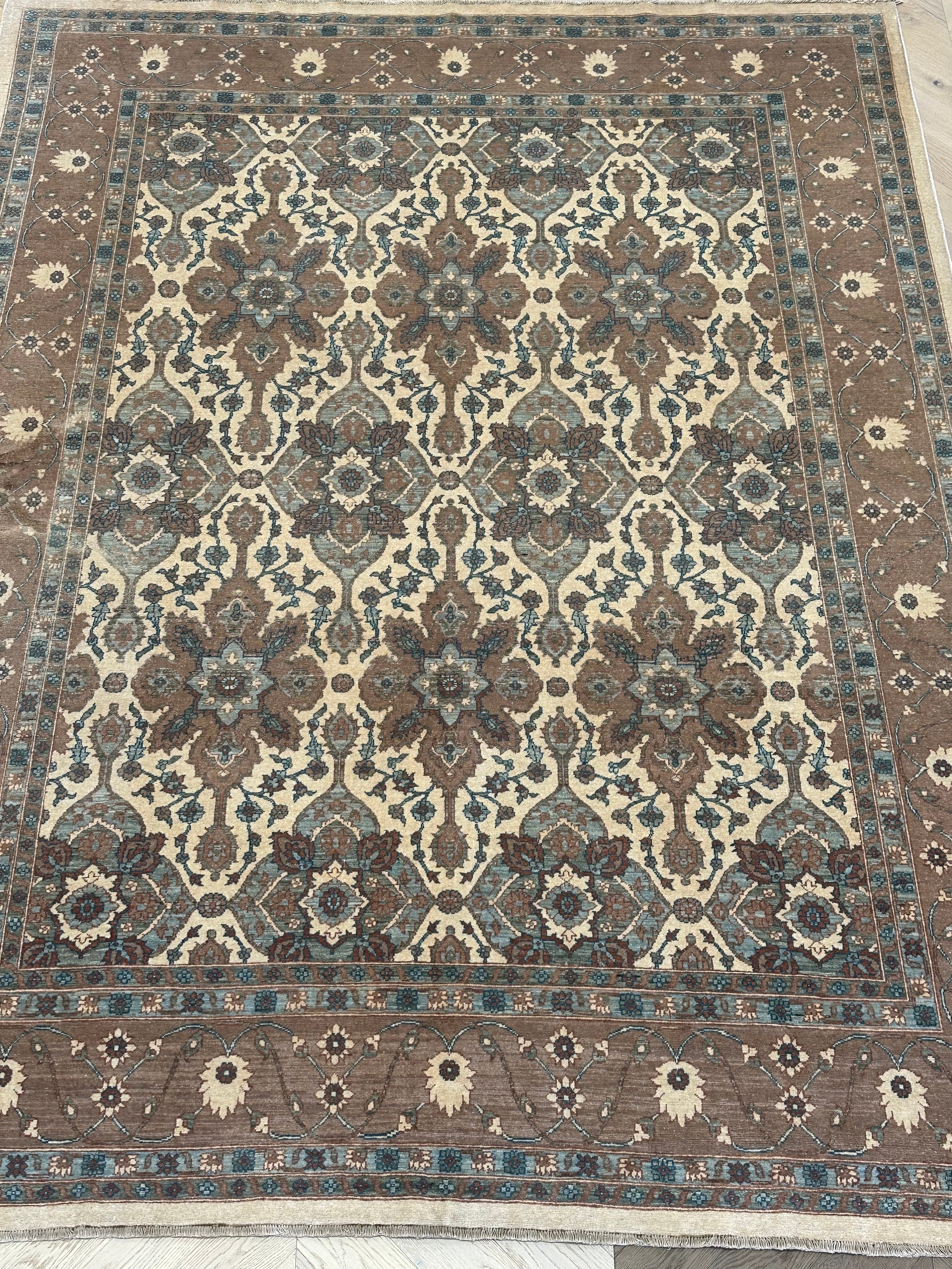Afghan handmade rug,Chobi. Size:324x252cm
