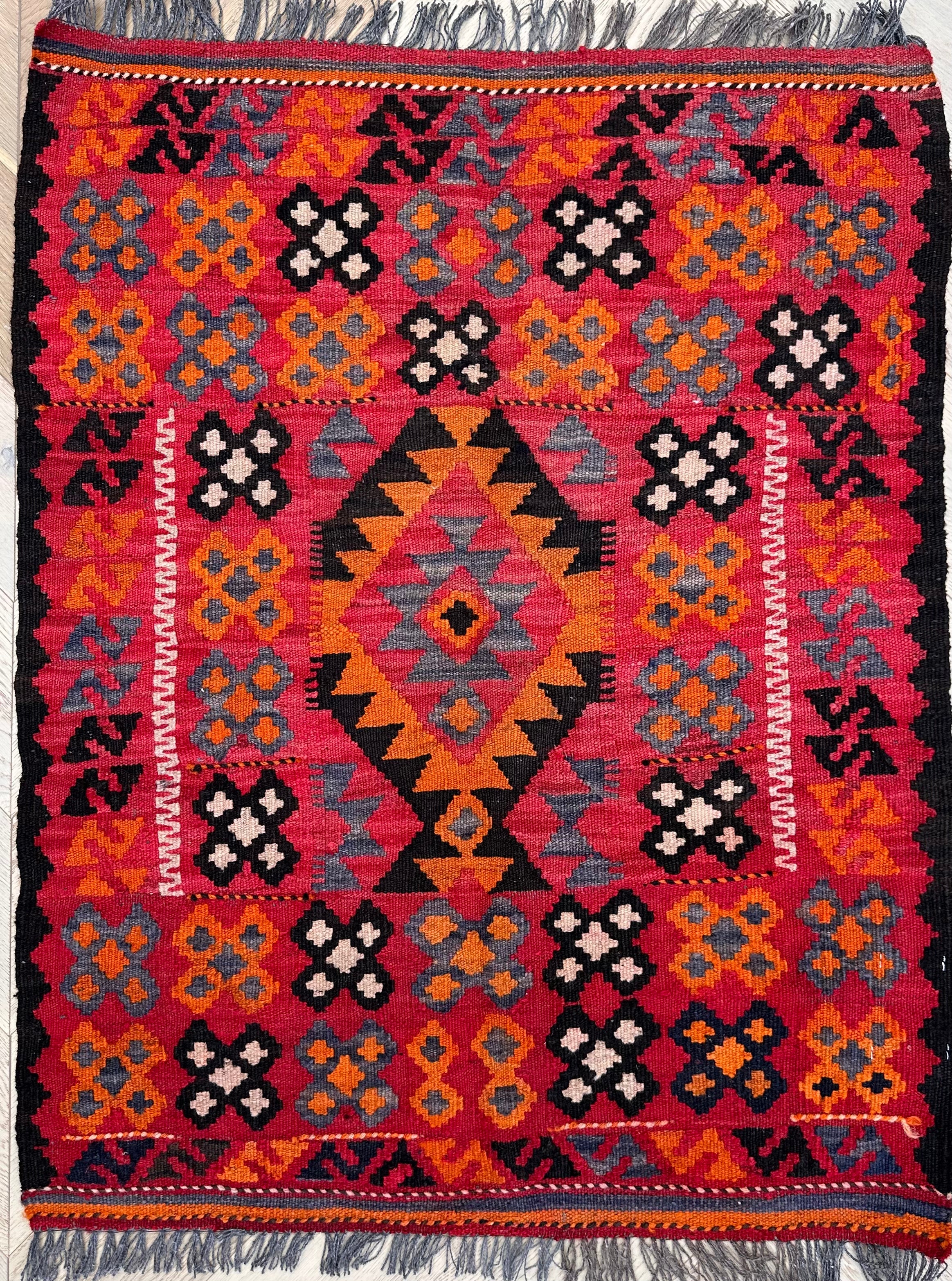 Chobi Afghan Handmade — 0.95 x 0.73