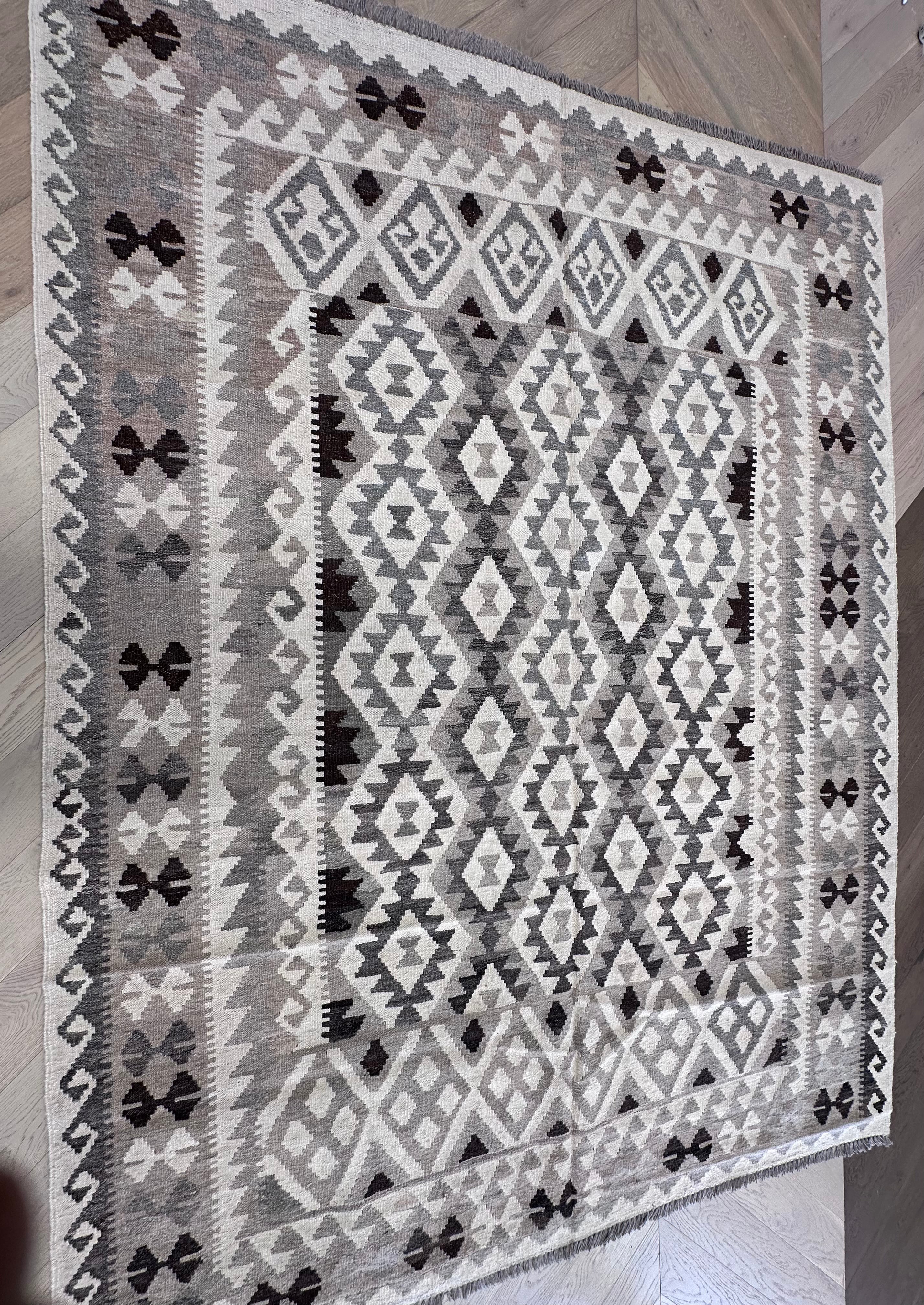 Chobi Afghan Handmade — 2.52 x 1.92