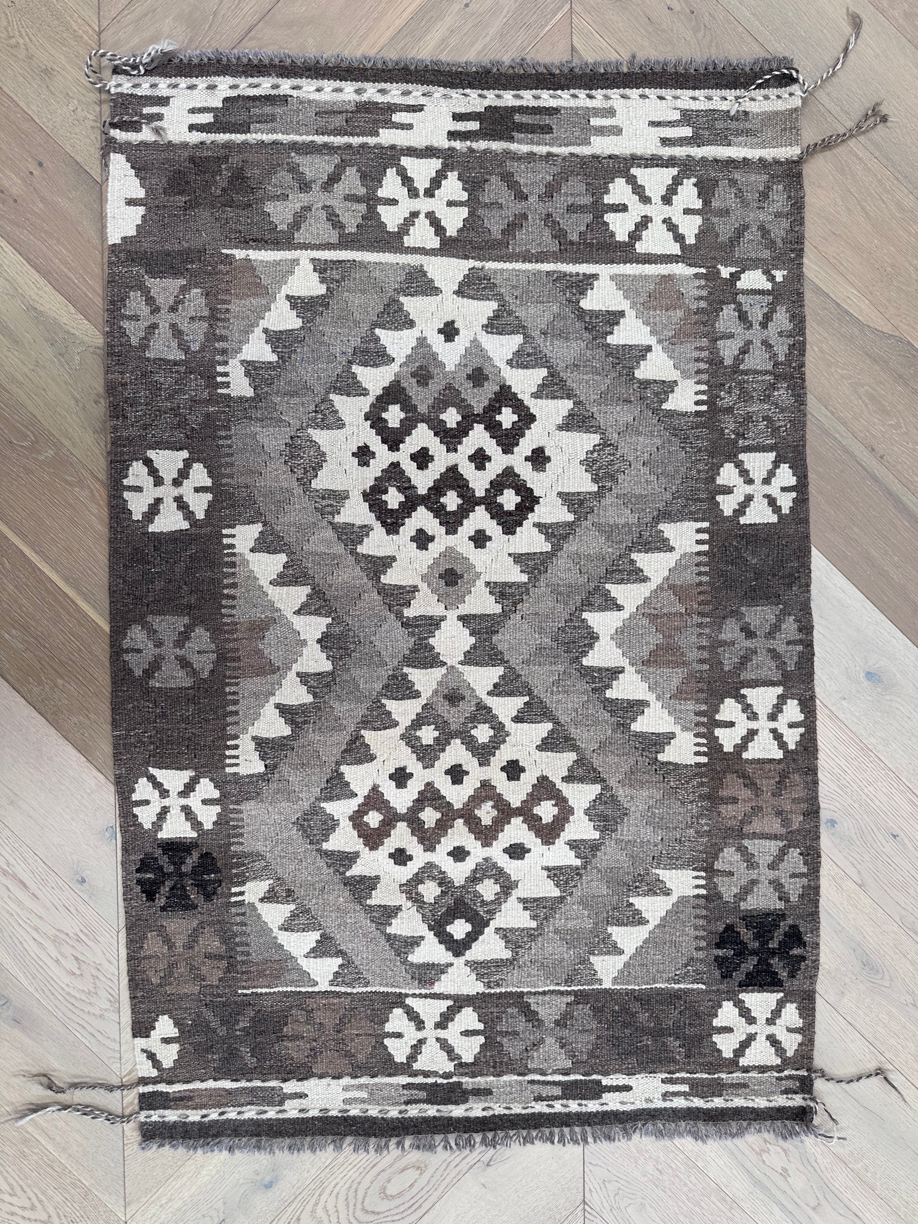 Chobi Afghan Handmade — 1.26 x 0.82