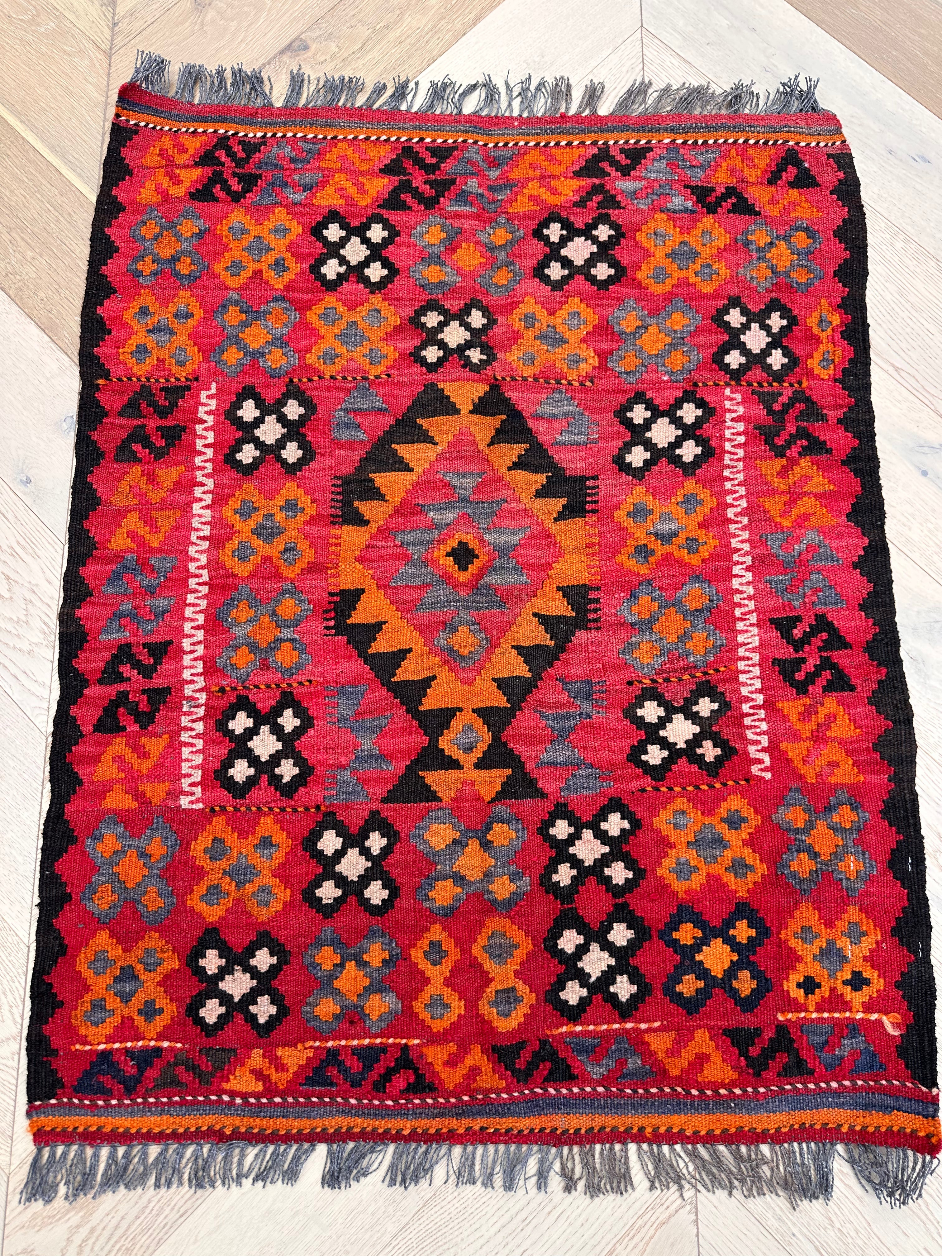 Chobi Afghan Handmade — 0.95 x 0.73