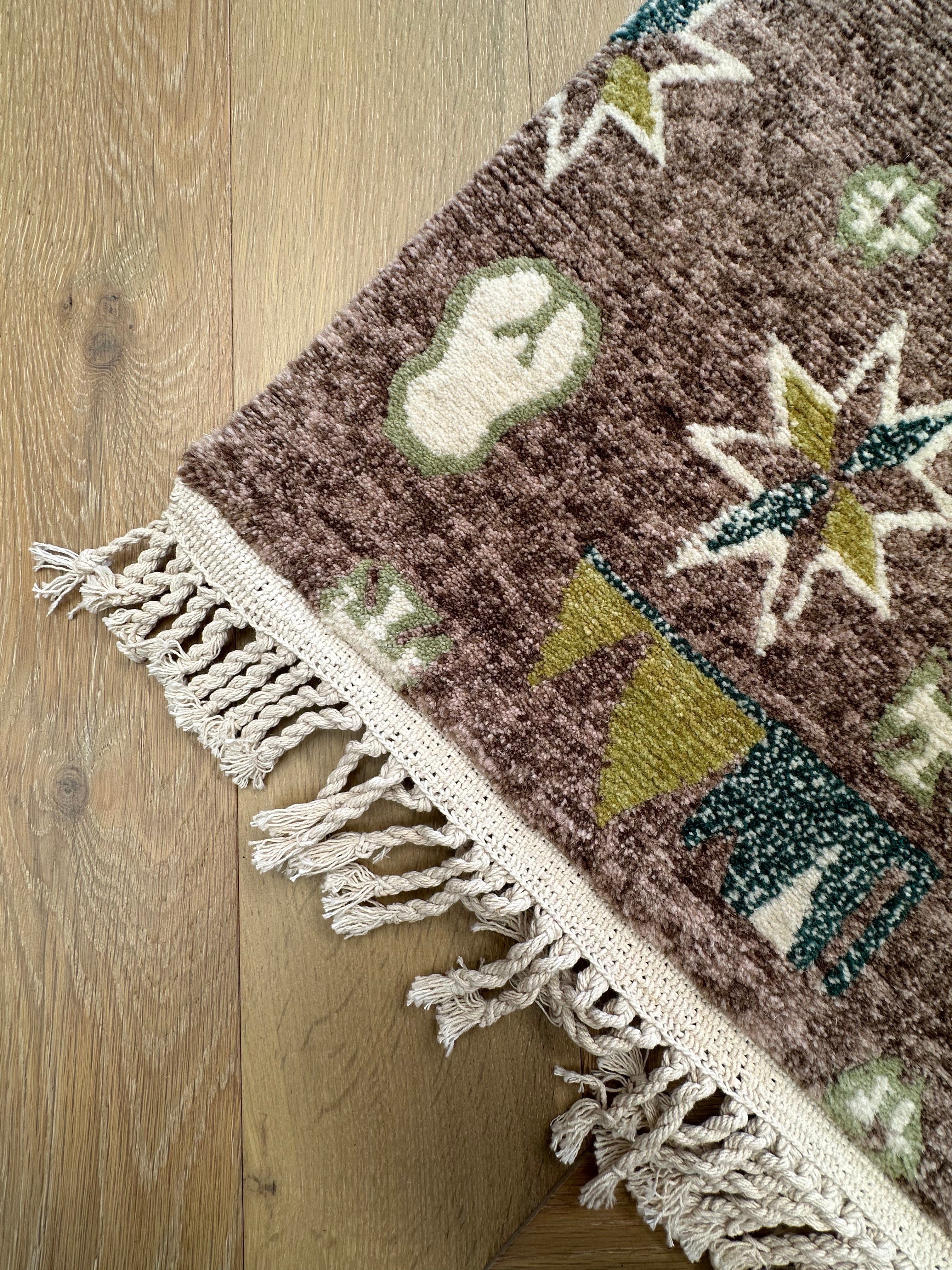 Handmade Nepali rug runner size — 3.00 x 0.80