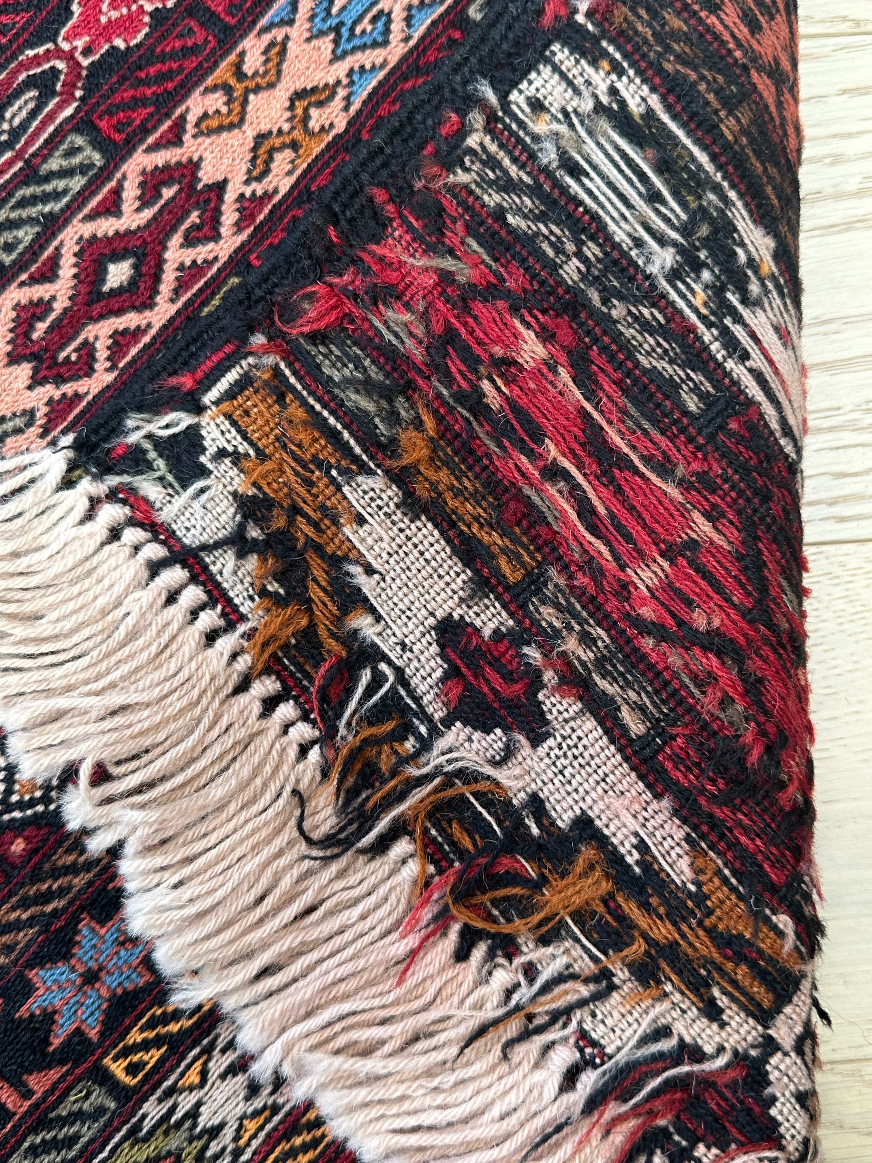 Green Handmade Herati Sumak Rug | — 1.90 x 1.16