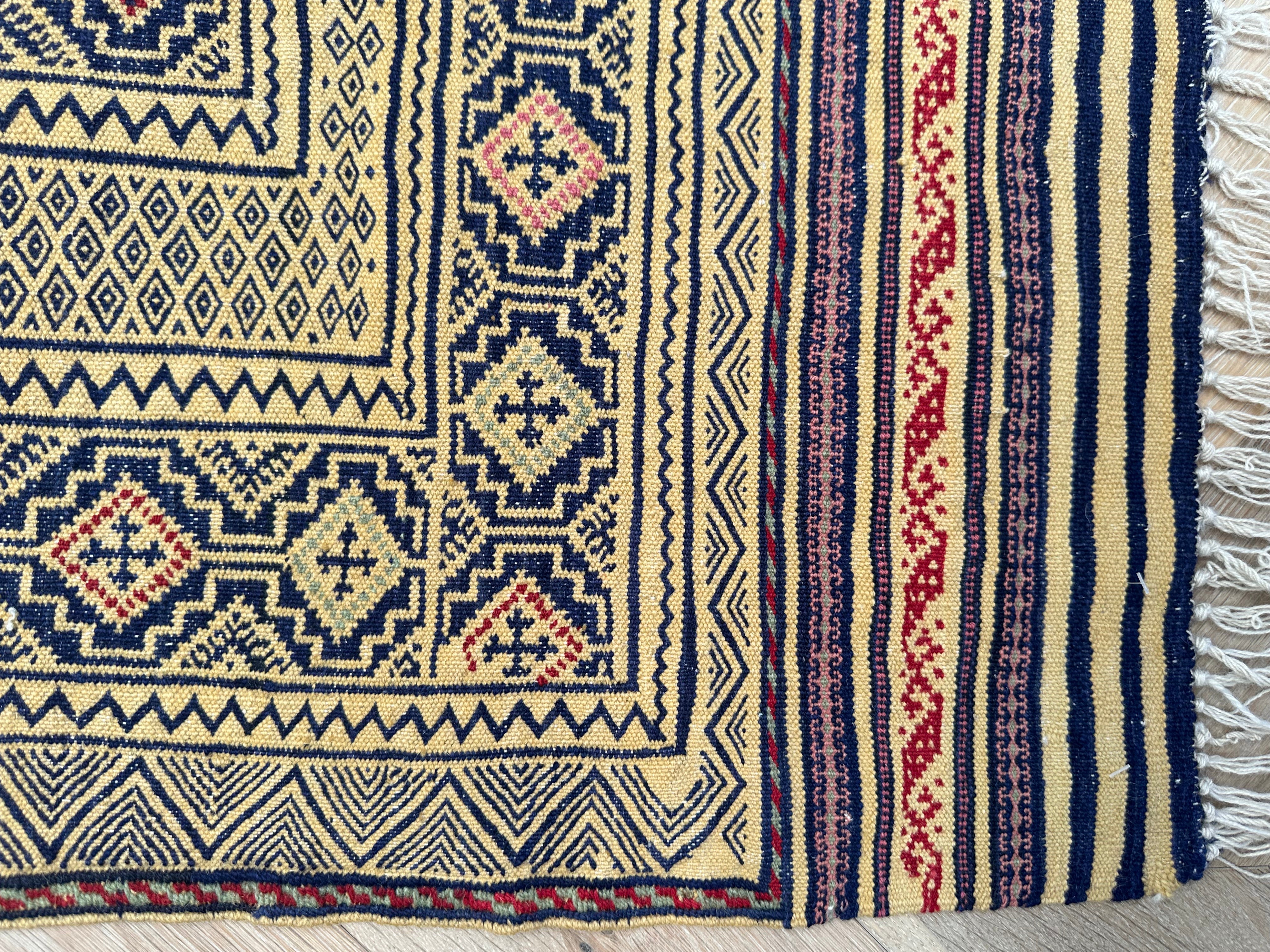 Yellow Handmade Herati Sumak Rug | — 1.90 x 1.37