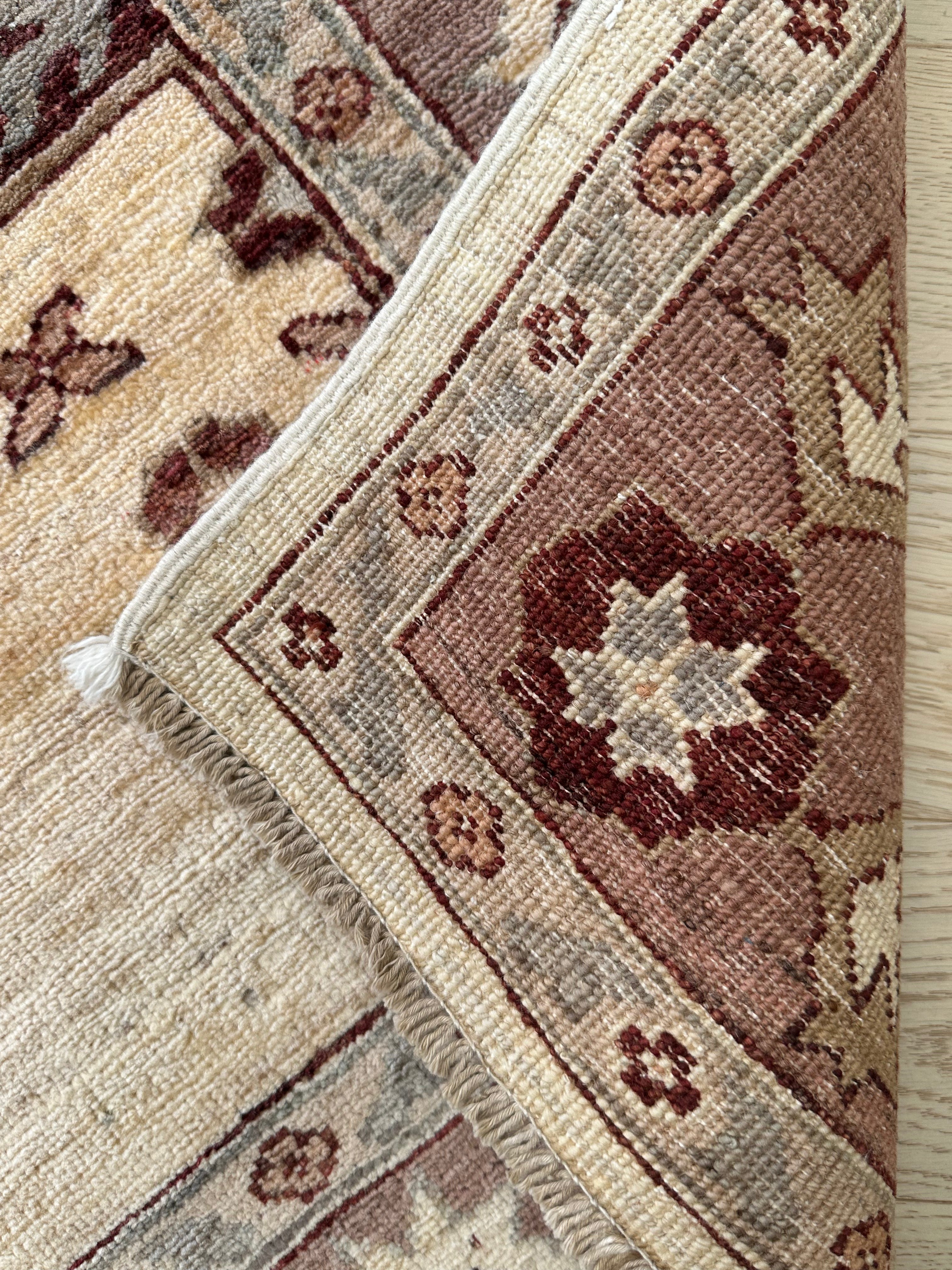 Afghan handmade rug,Chobi. Size:187x135 cm