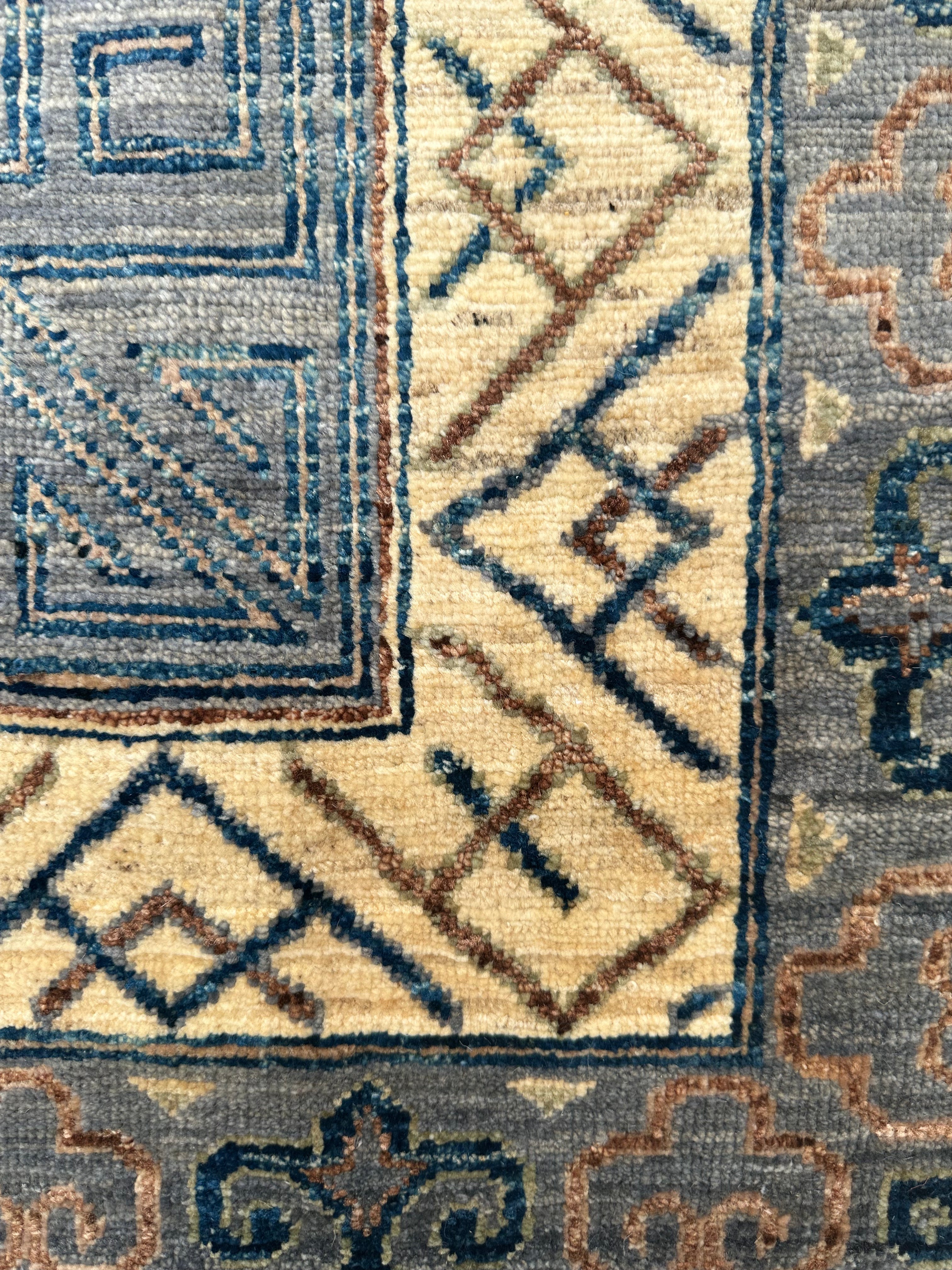 Afghan handmade rug,Chobi. Size:240x167 cm