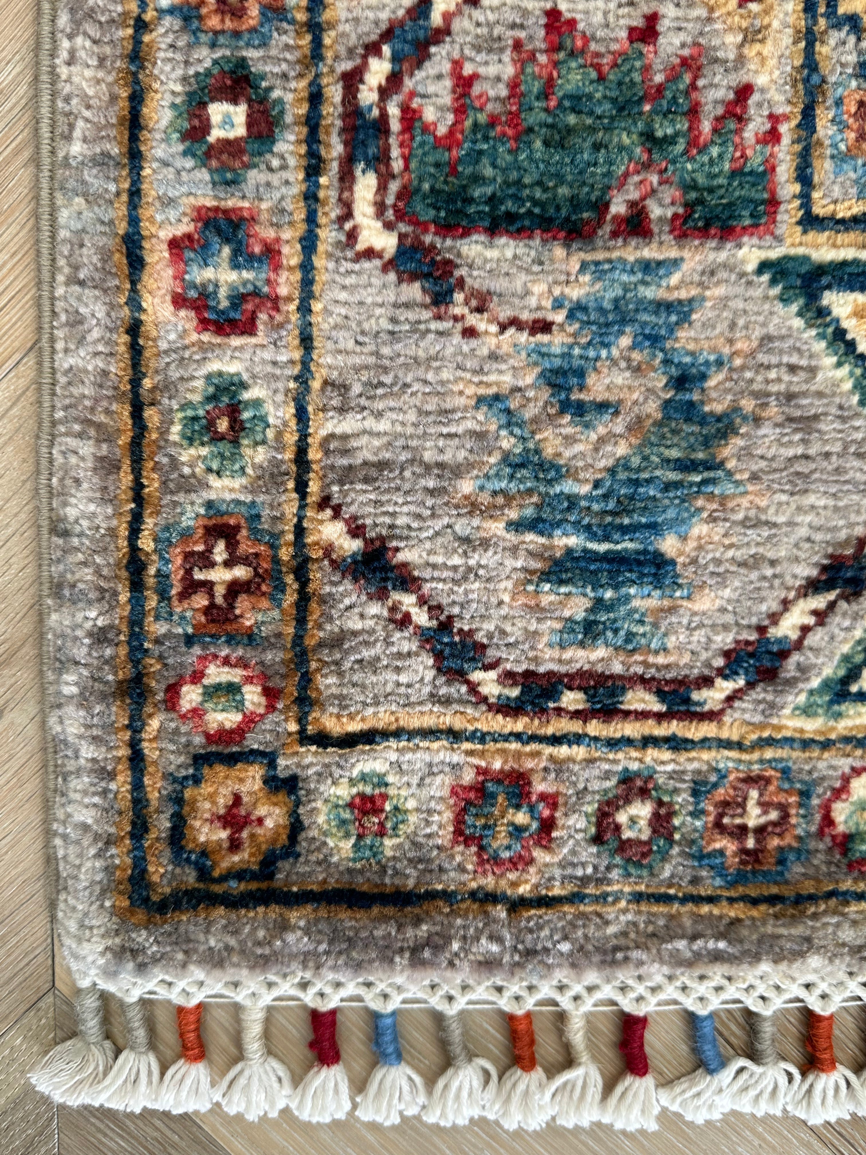 Afghan handmade rug,Chobi. Size: 180x120 cm