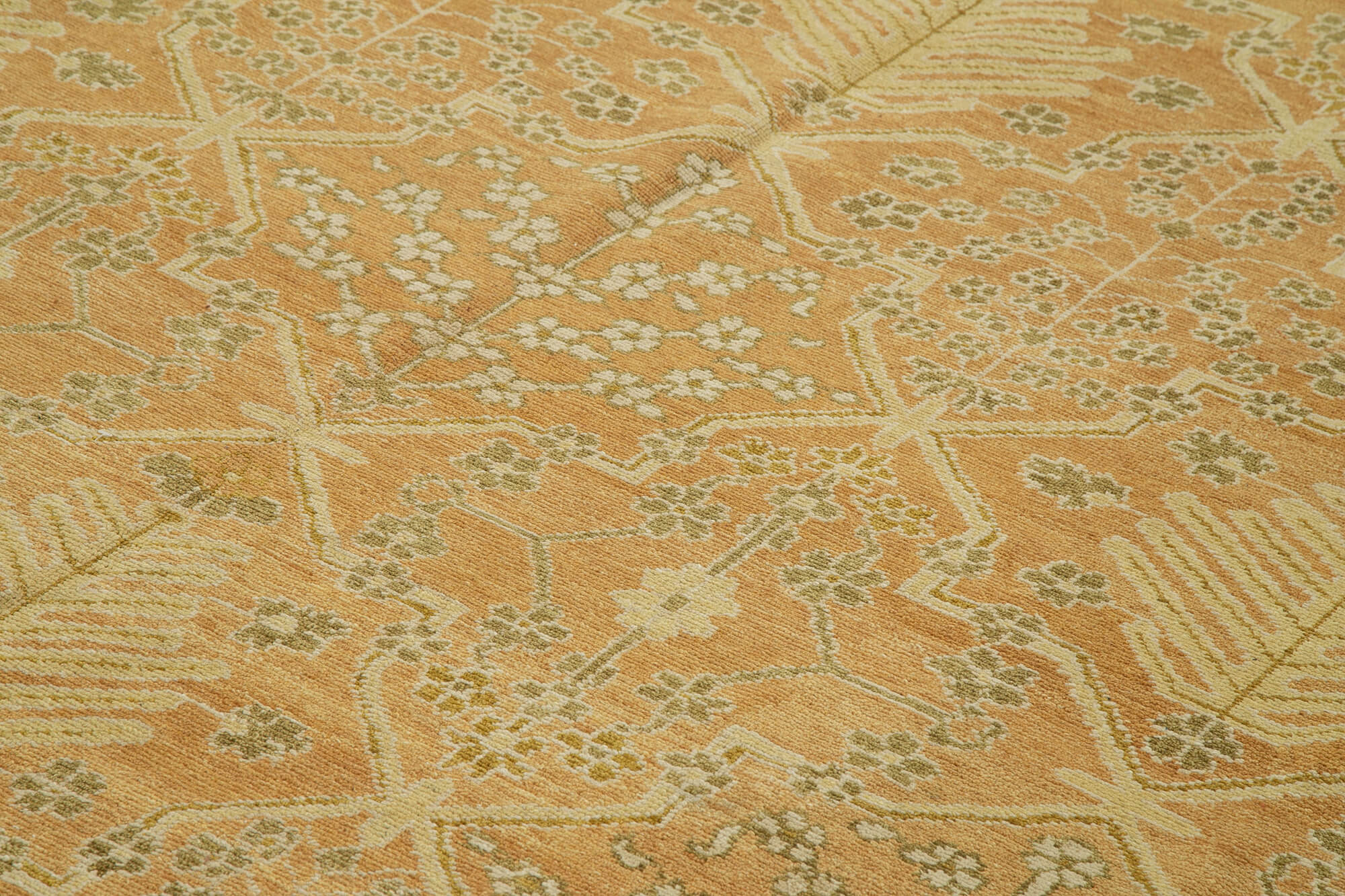 Alabaster Oushak — 2.78 x 3.67