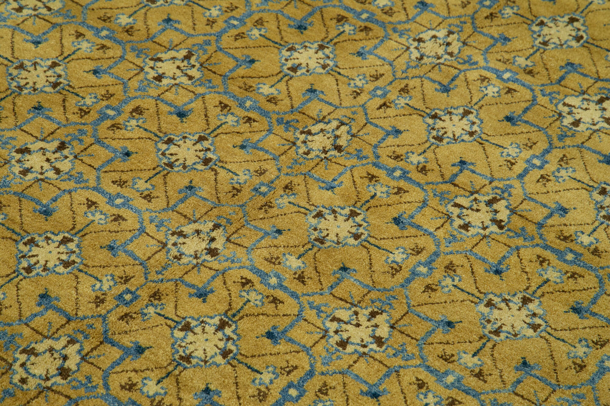 Saffron Oushak — 1.77 x 2.83
