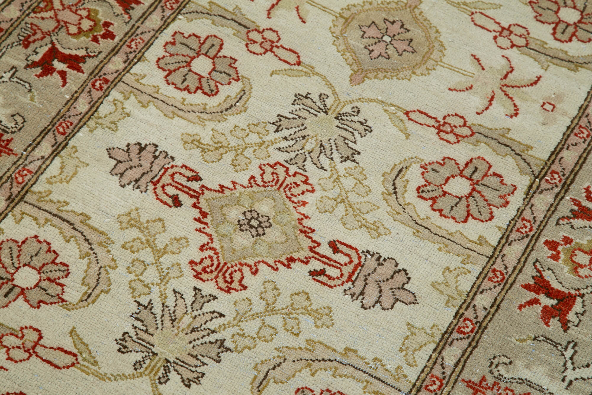 Champagne Oushak Runner — 0.77 x 2.97