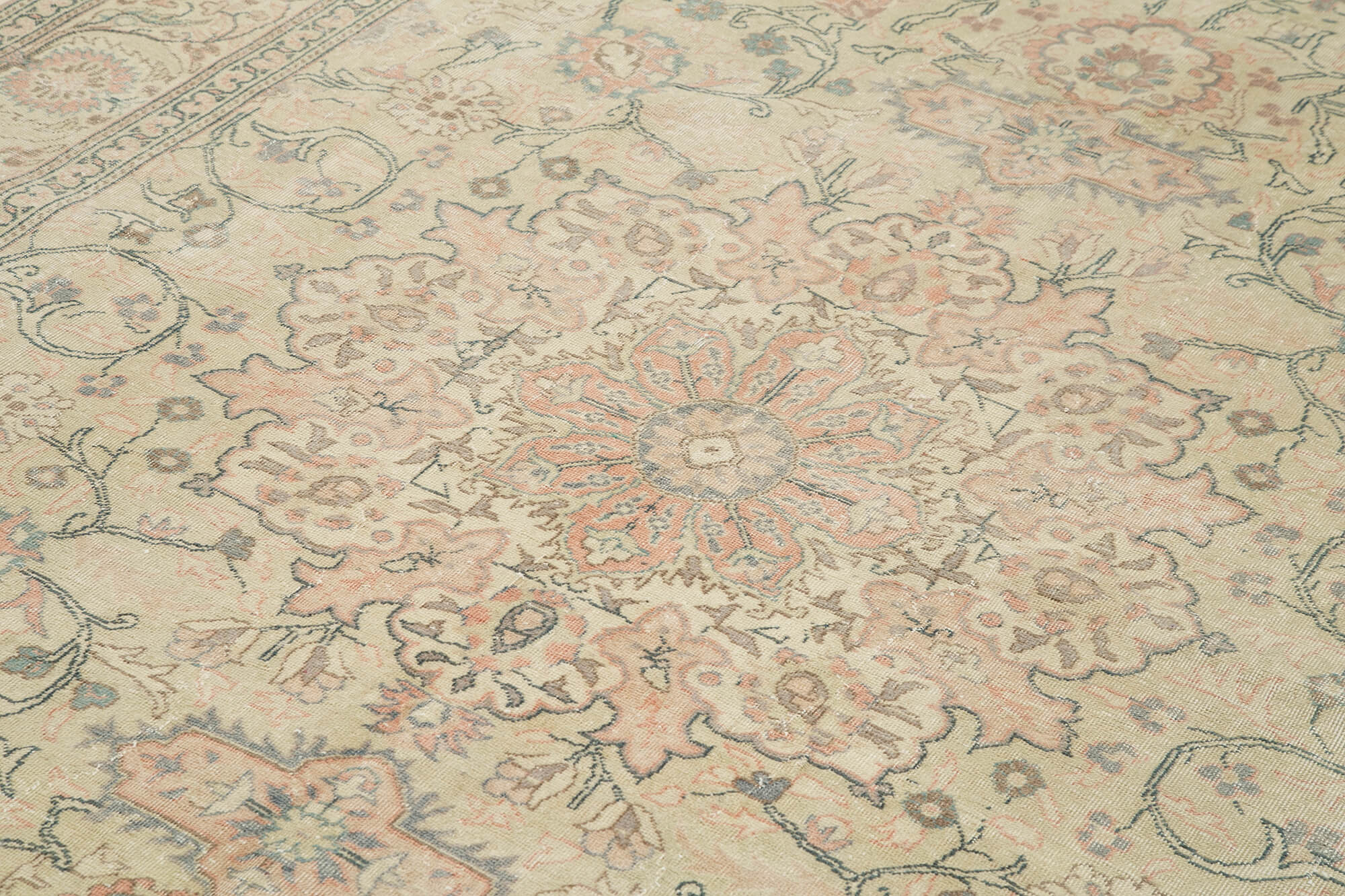 Linen Kayseri — 1.93 x 2.90