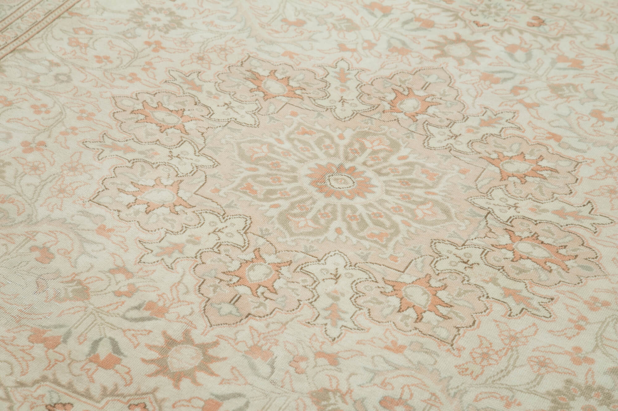 Linen Kayseri — 1.98 x 3.00