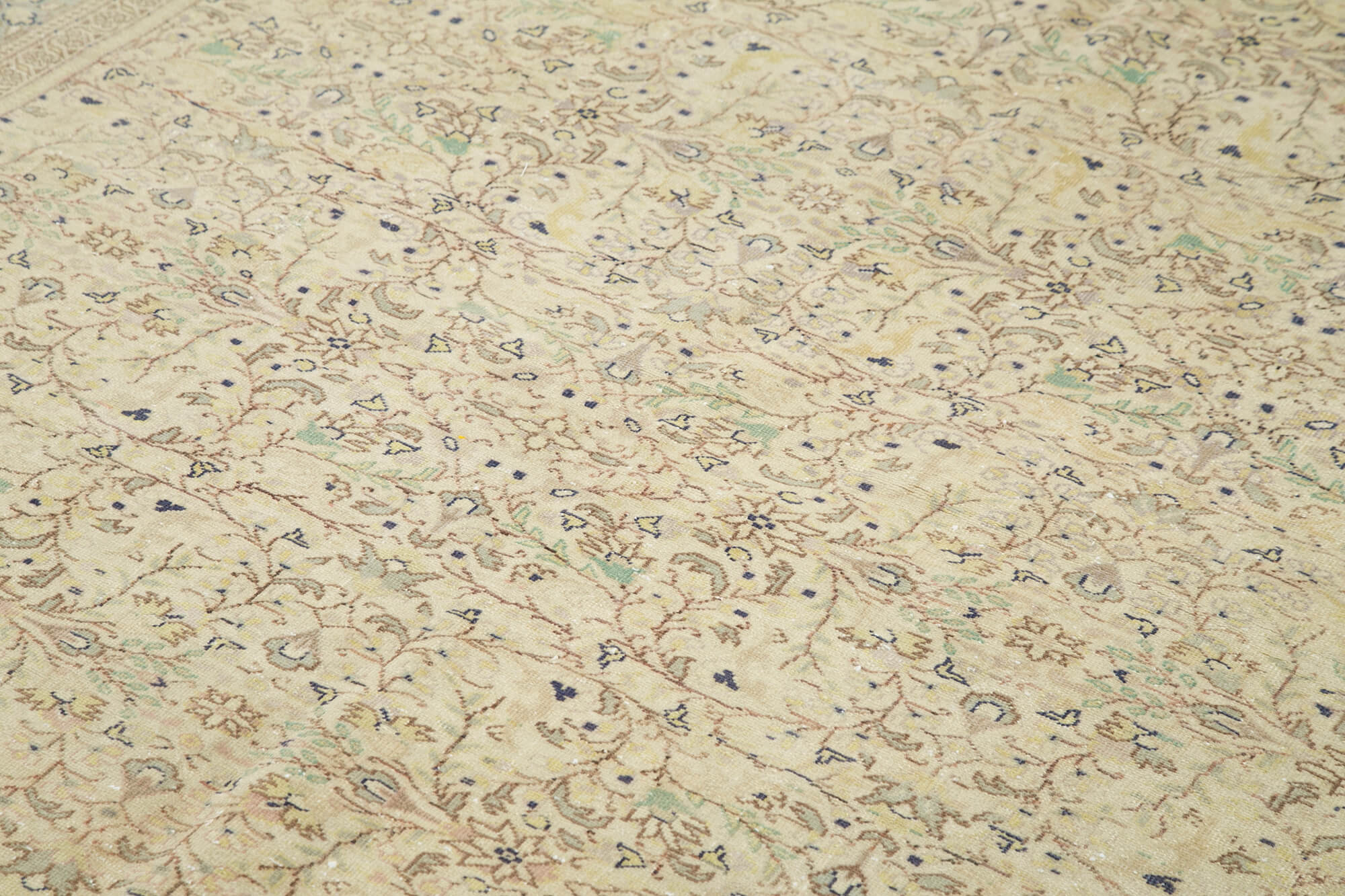 Linen Kayseri — 1.97 x 2.80