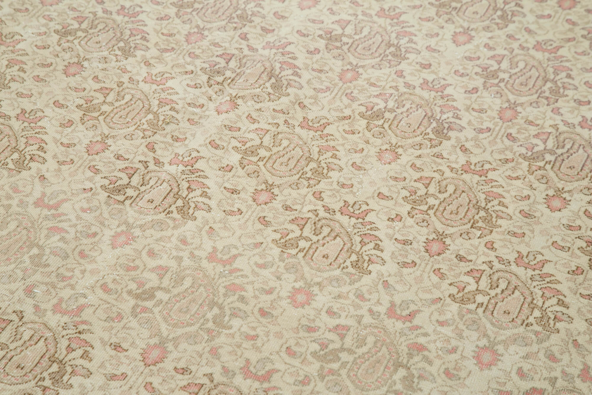 Parchment Kayseri — 2.03 x 3.14
