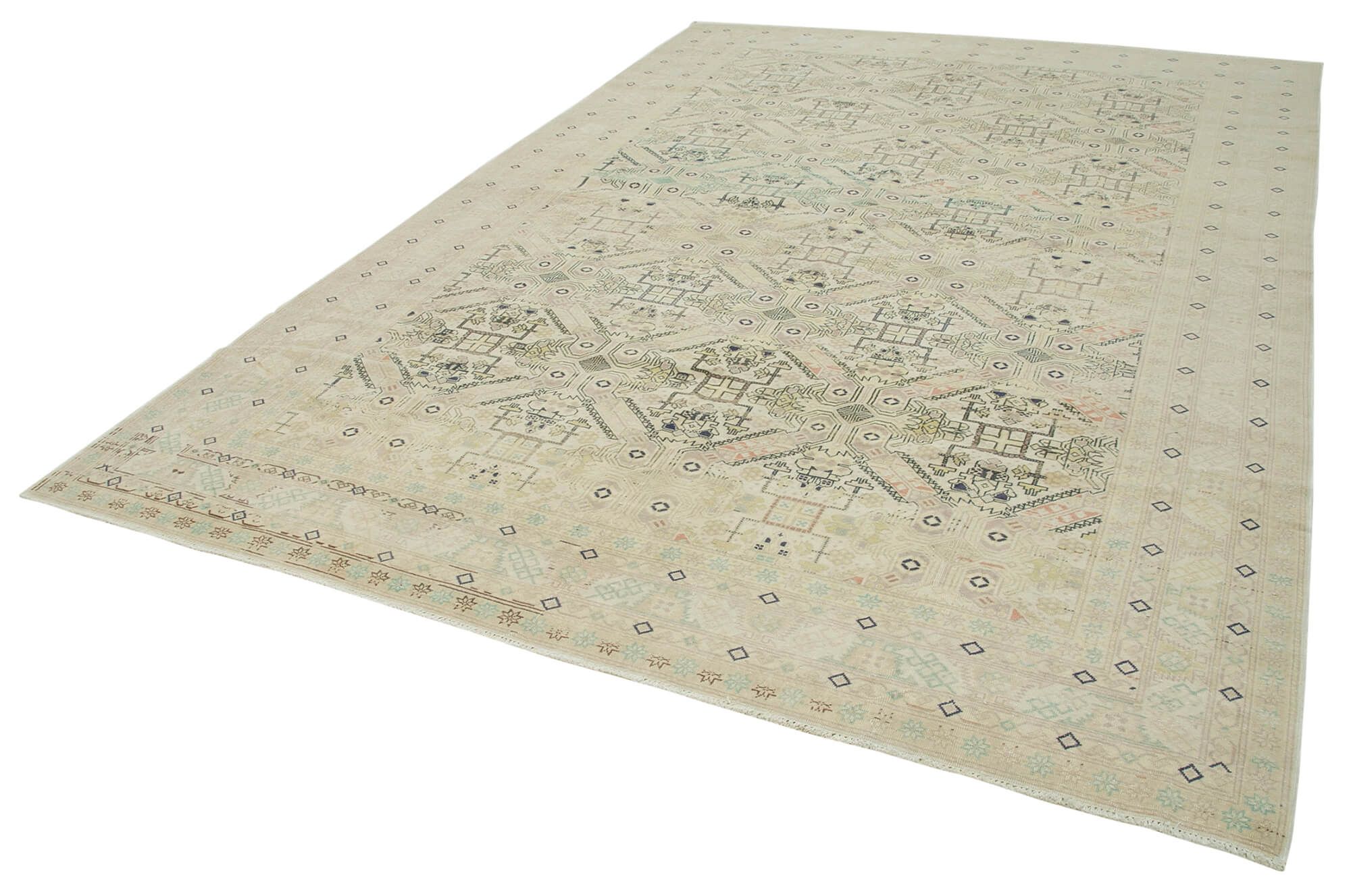 Bisque Kayseri — 2.50 x 3.60