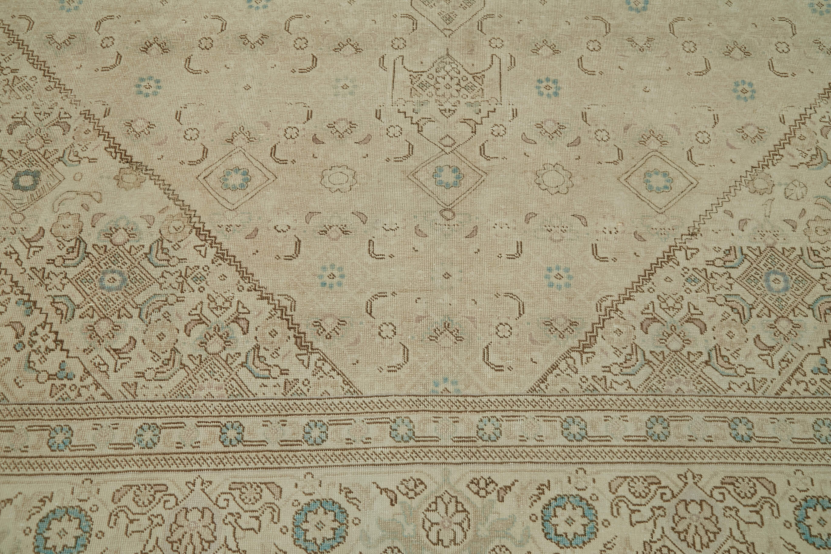 Persian Handmade — 2.60 x 3.52