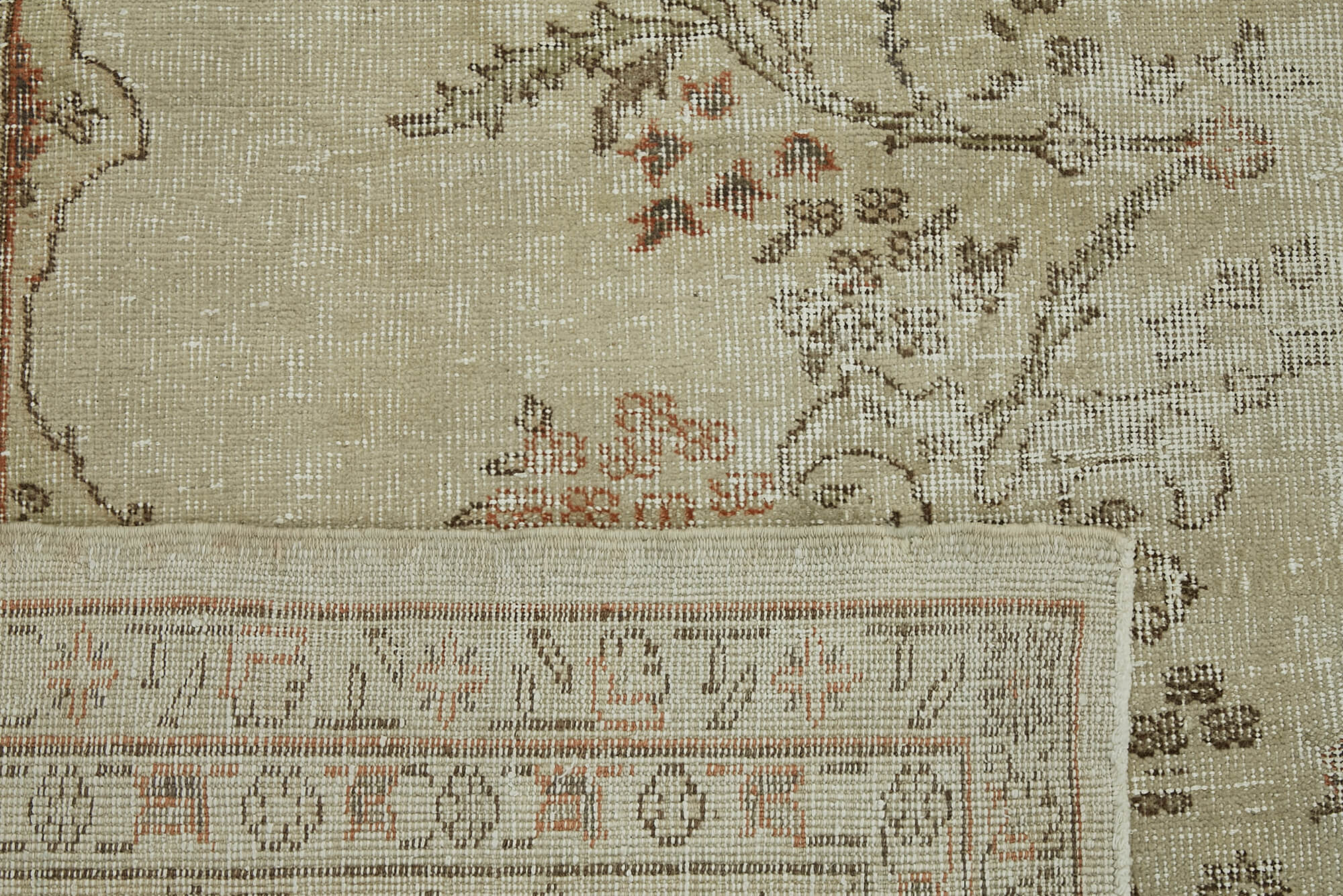 Linen Persian — 2.62 x 3.61