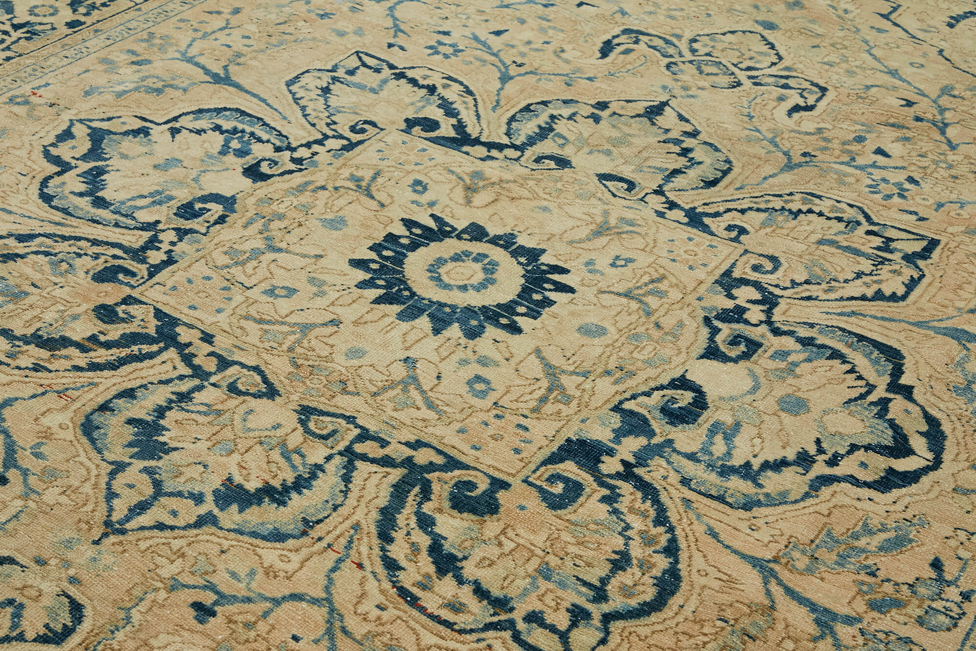 Persian Handmade — 2.75 x 3.77