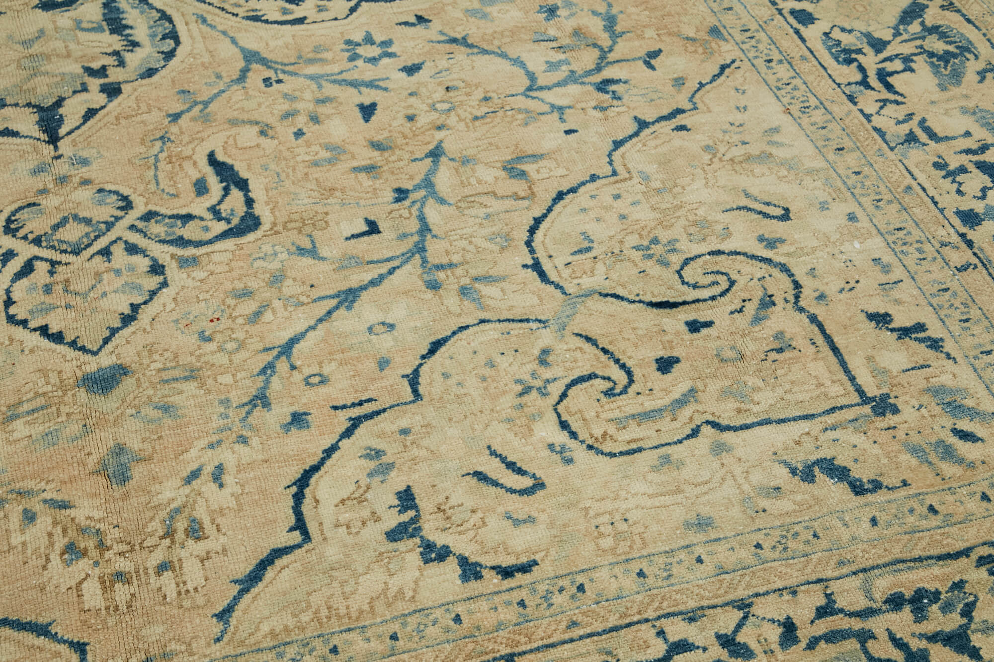 Persian Handmade — 2.75 x 3.77