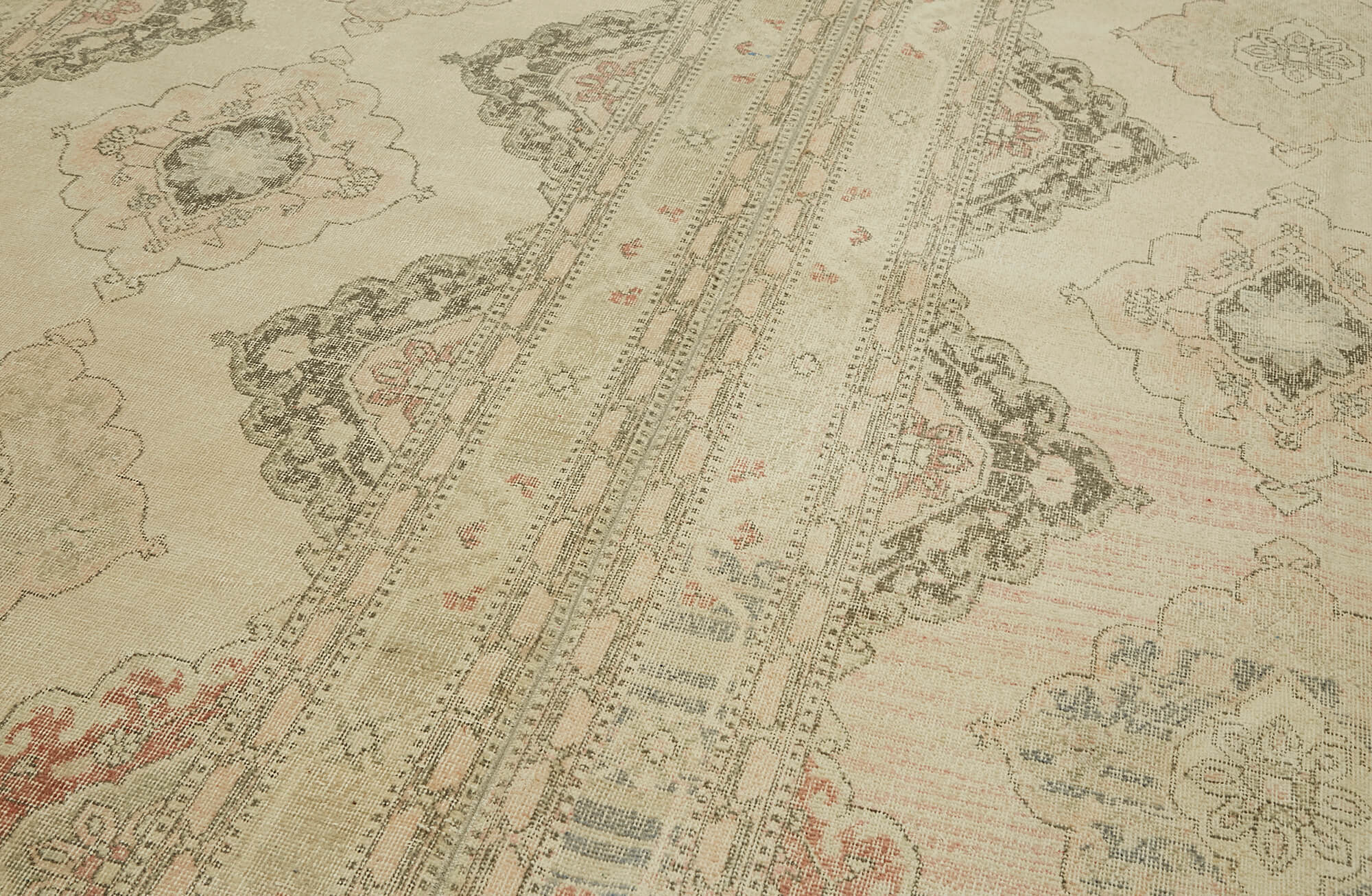Persian Handmade — 2.83 x 4.05
