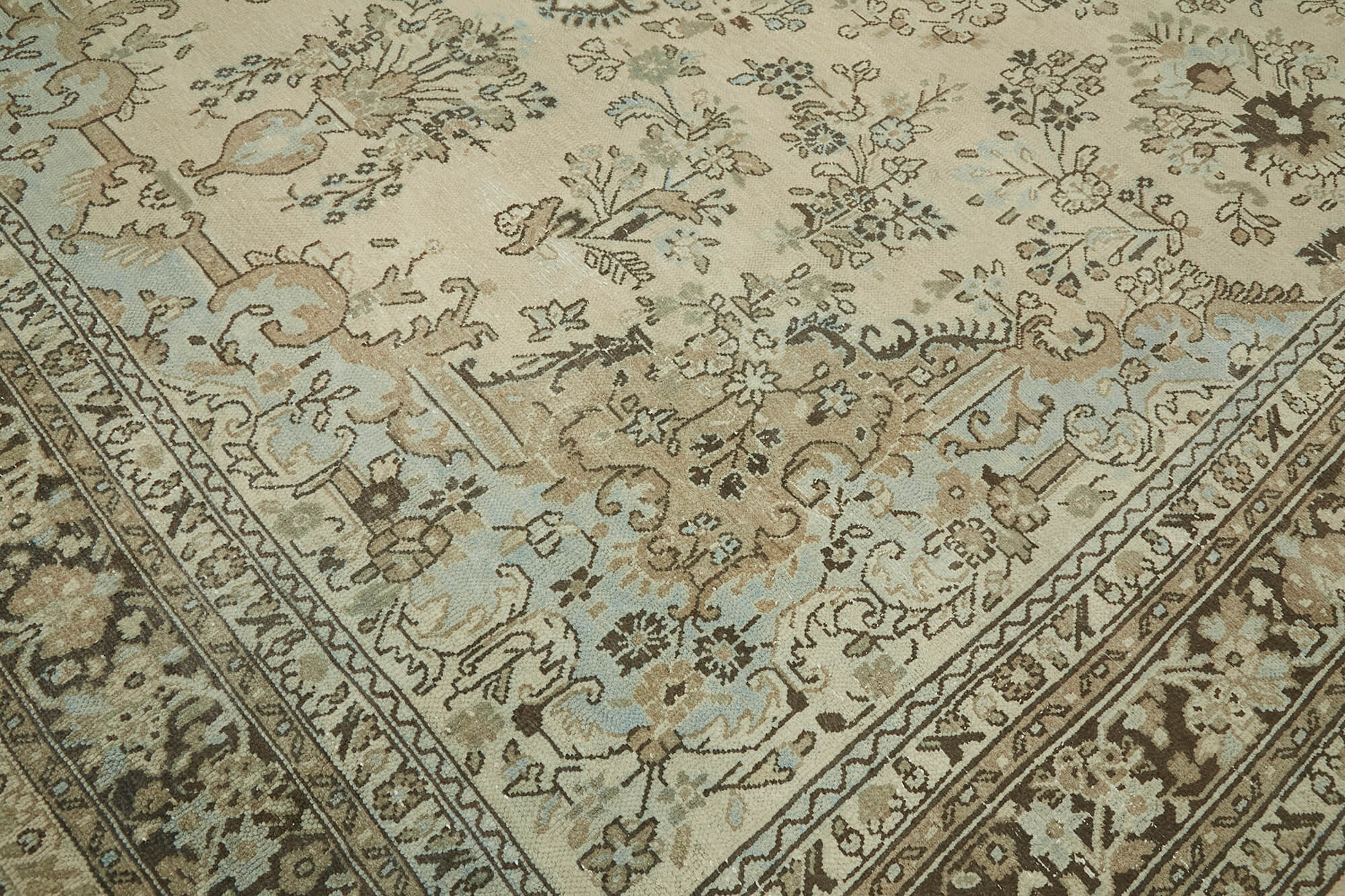 Persian Handmade — 2.97 x 4.03