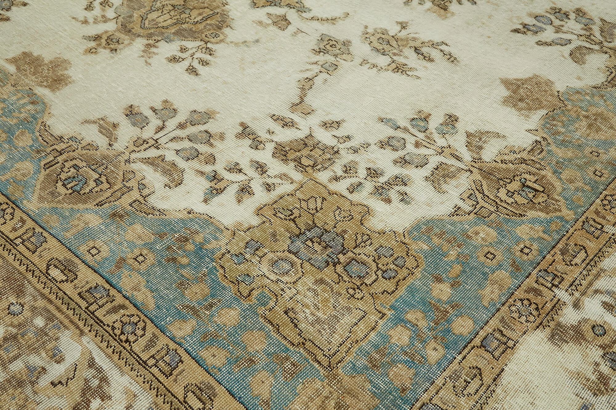 Persian Handmade — 3.04 x 3.77