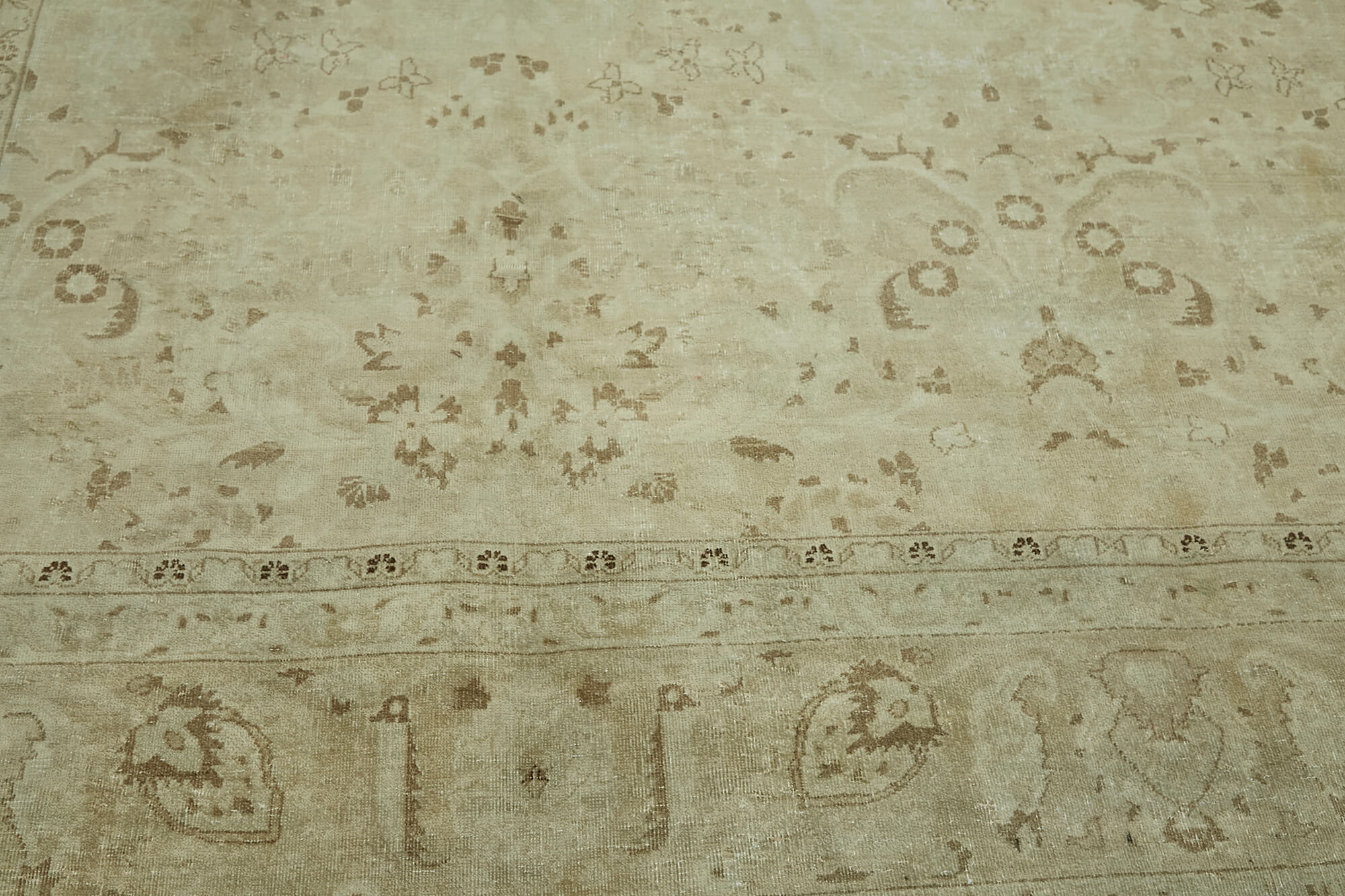 Persian Handmade — 2.85 x 3.77