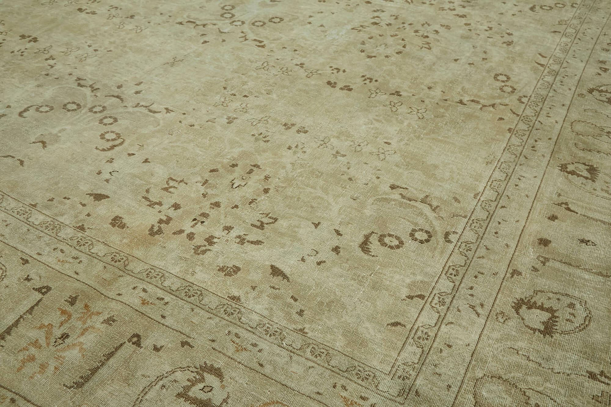 Persian Handmade — 2.85 x 3.77