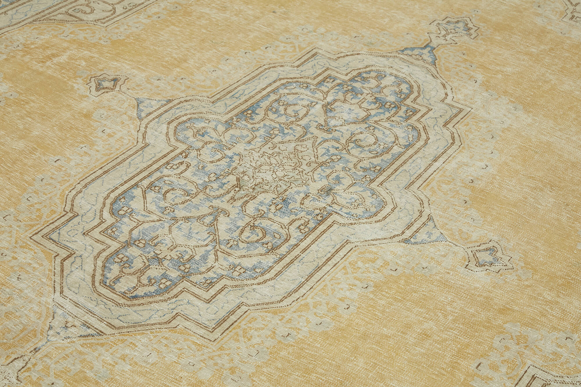 Persian Handmade — 2.75 x 3.77