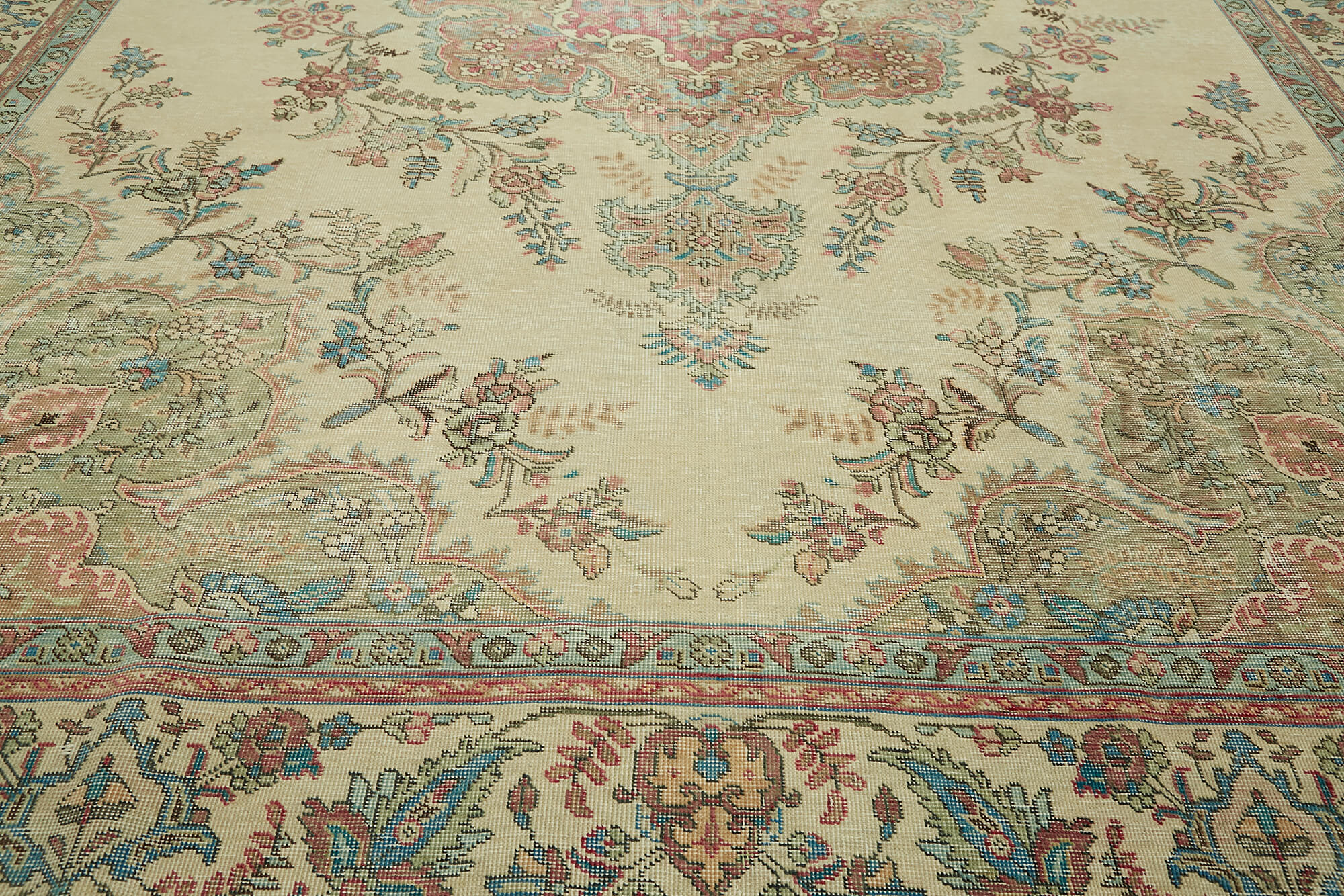 Persian Handmade — 2.78 x 3.78