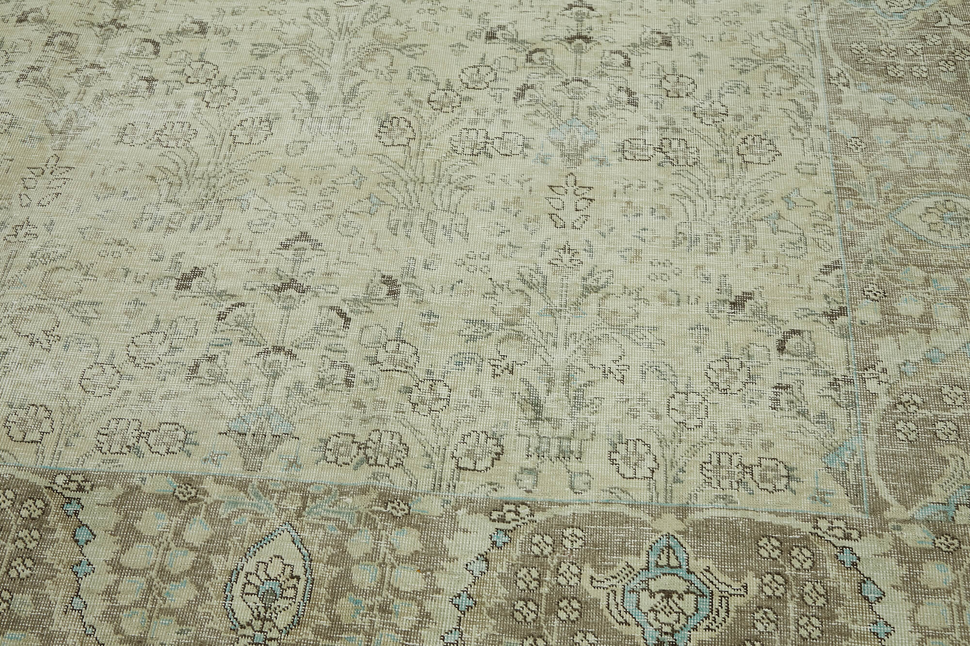 Persian Handmade — 2.85 x 3.55
