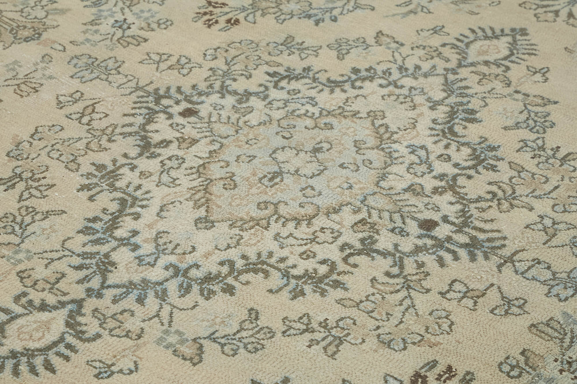 Persian Handmade — 3.19 x 4.23