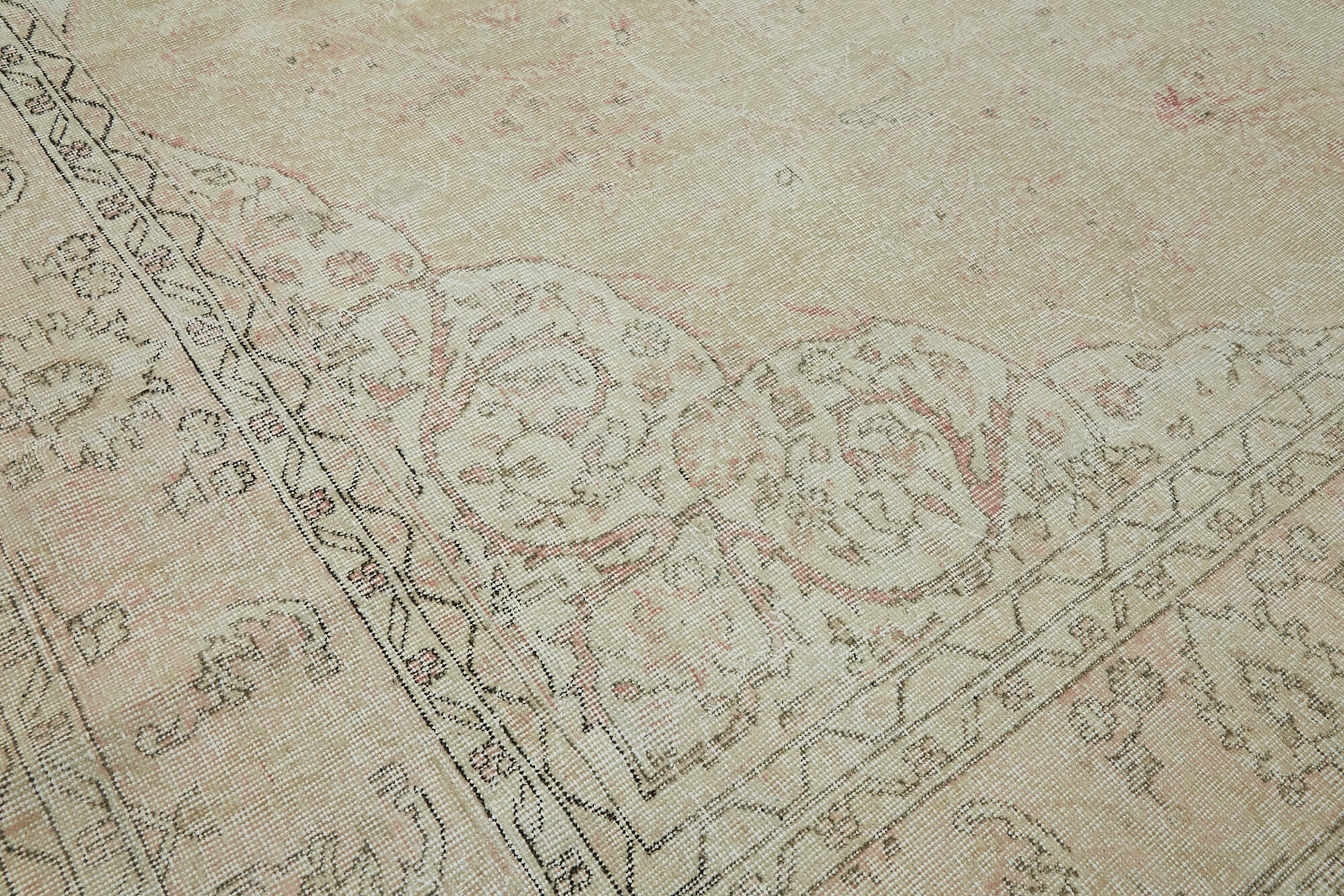 Beige Persian Handmade — 2.90 x 3.95