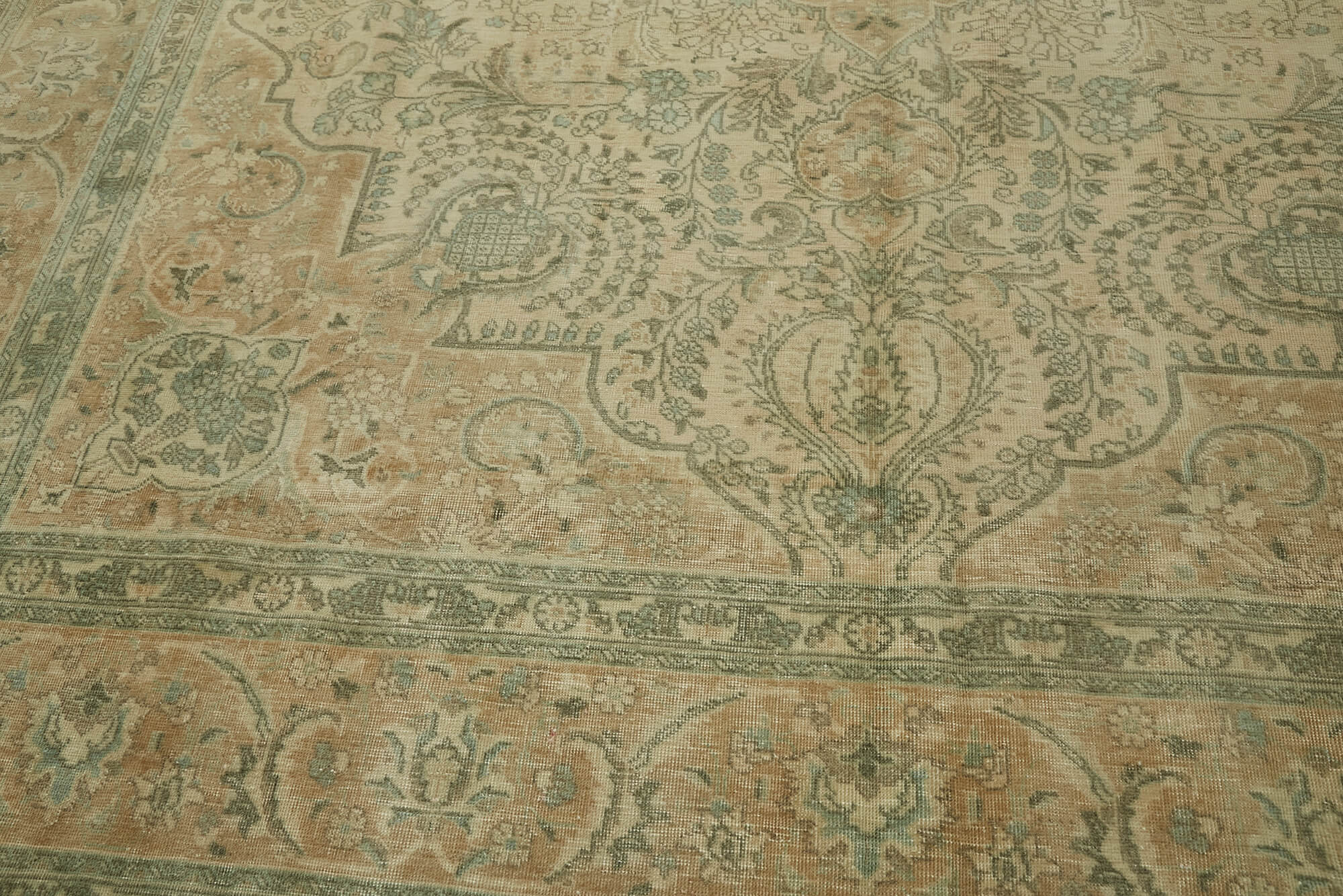 Persian Handmade — 2.88 x 3.27