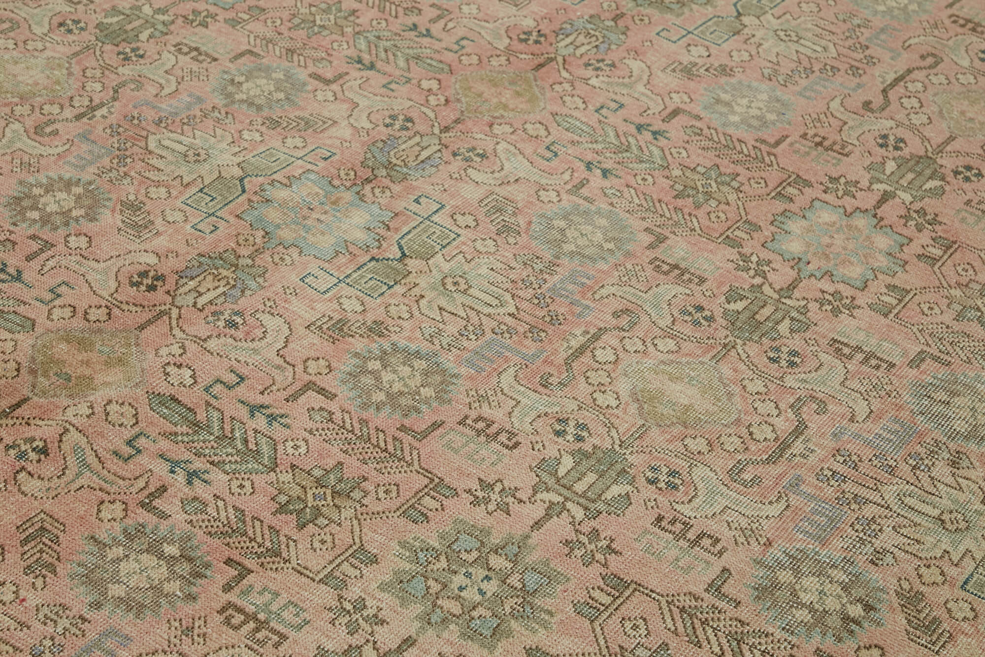 Beige Persian Handmade — 2.95 x 3.79