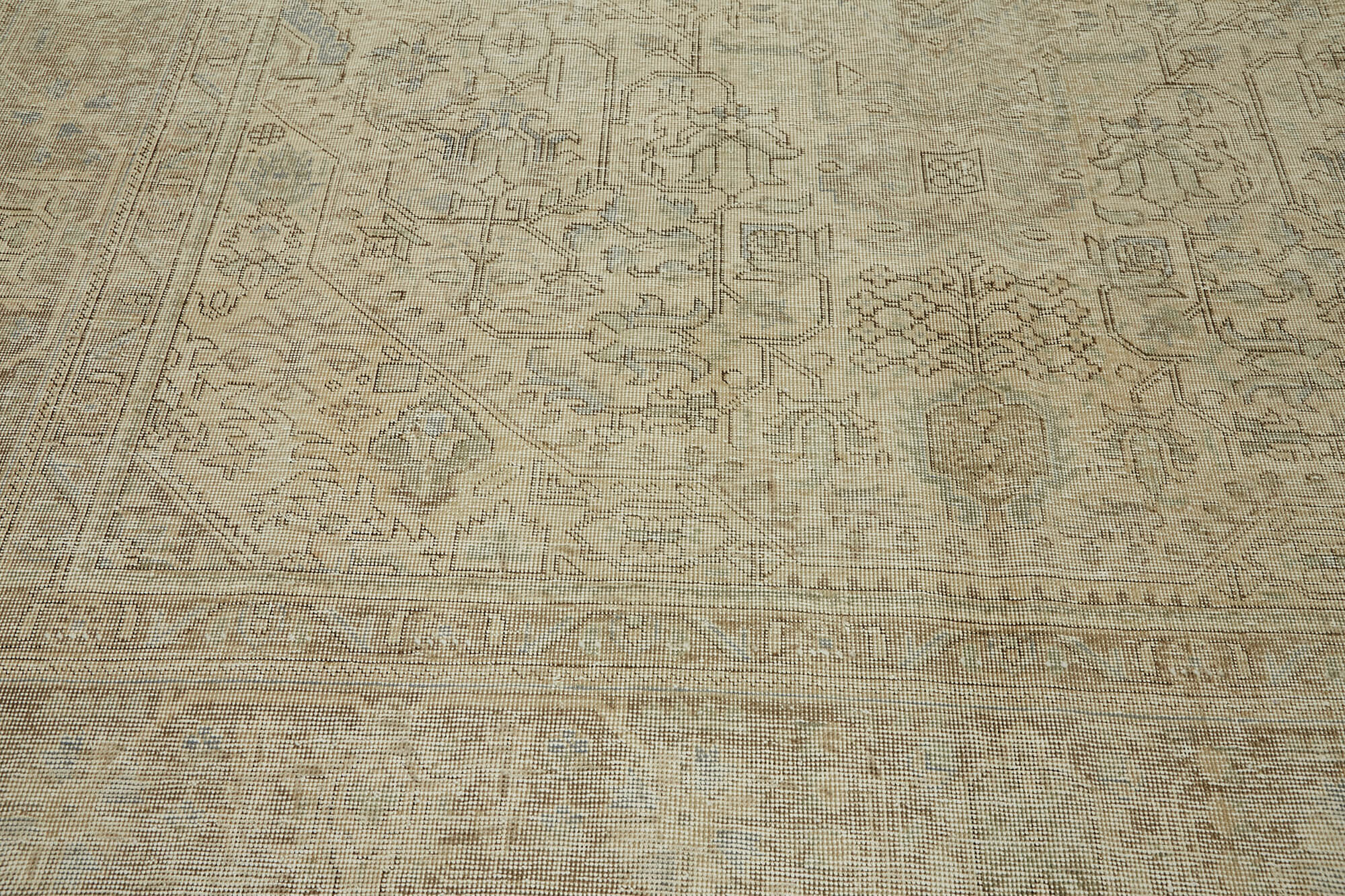 Persian Handmade — 2.87 x 3.86