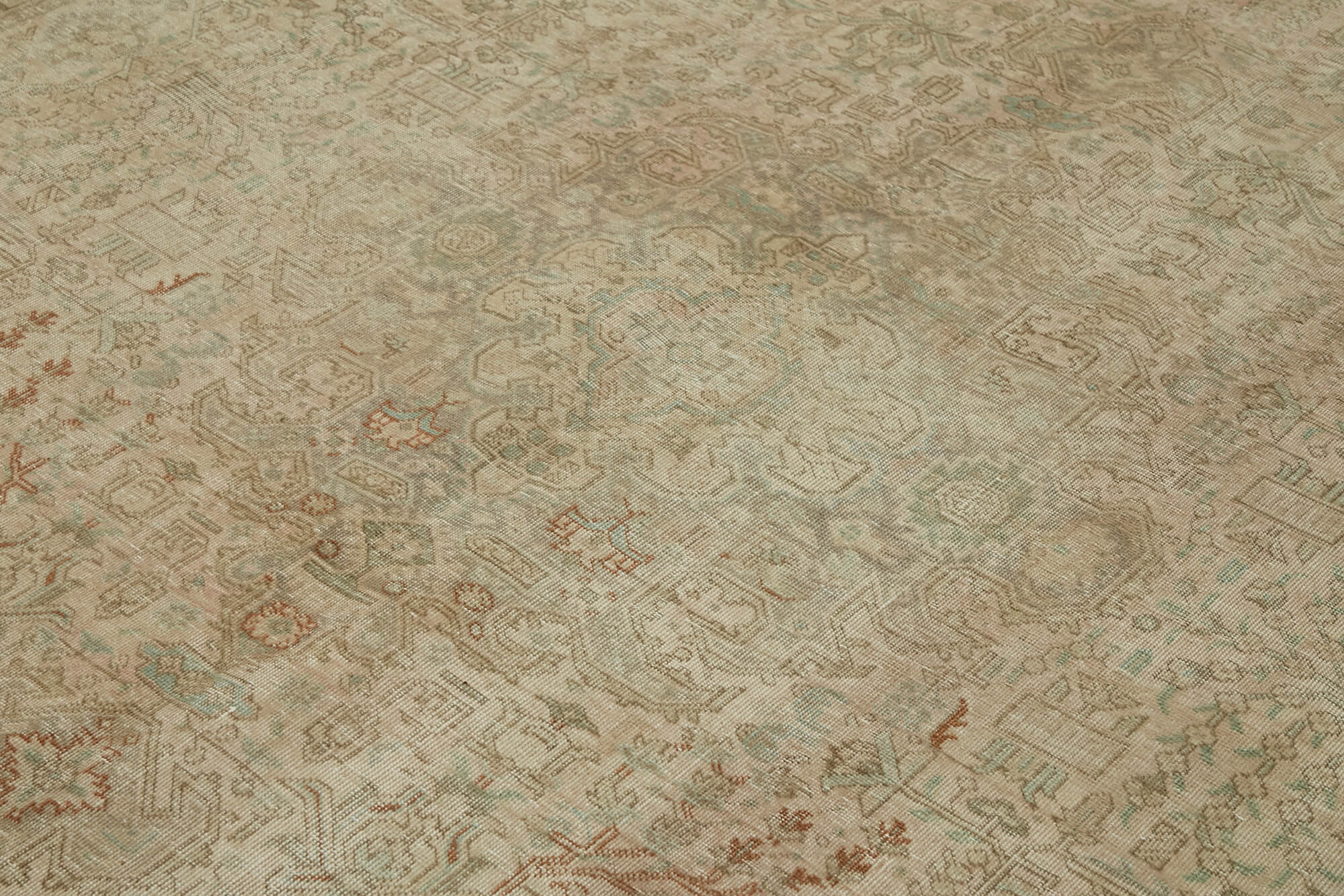 Beige Persian Handmade — 2.92 x 3.90