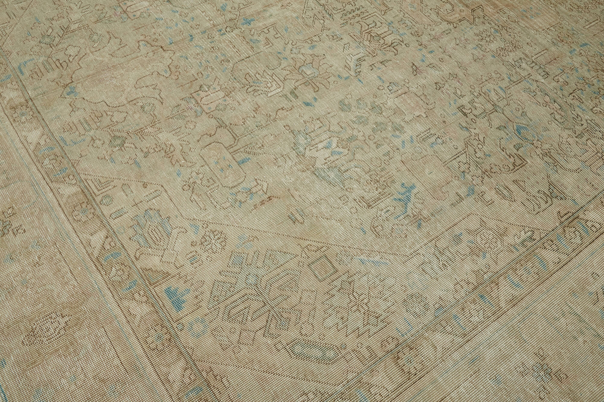 Persian Handmade — 3.00 x 3.90