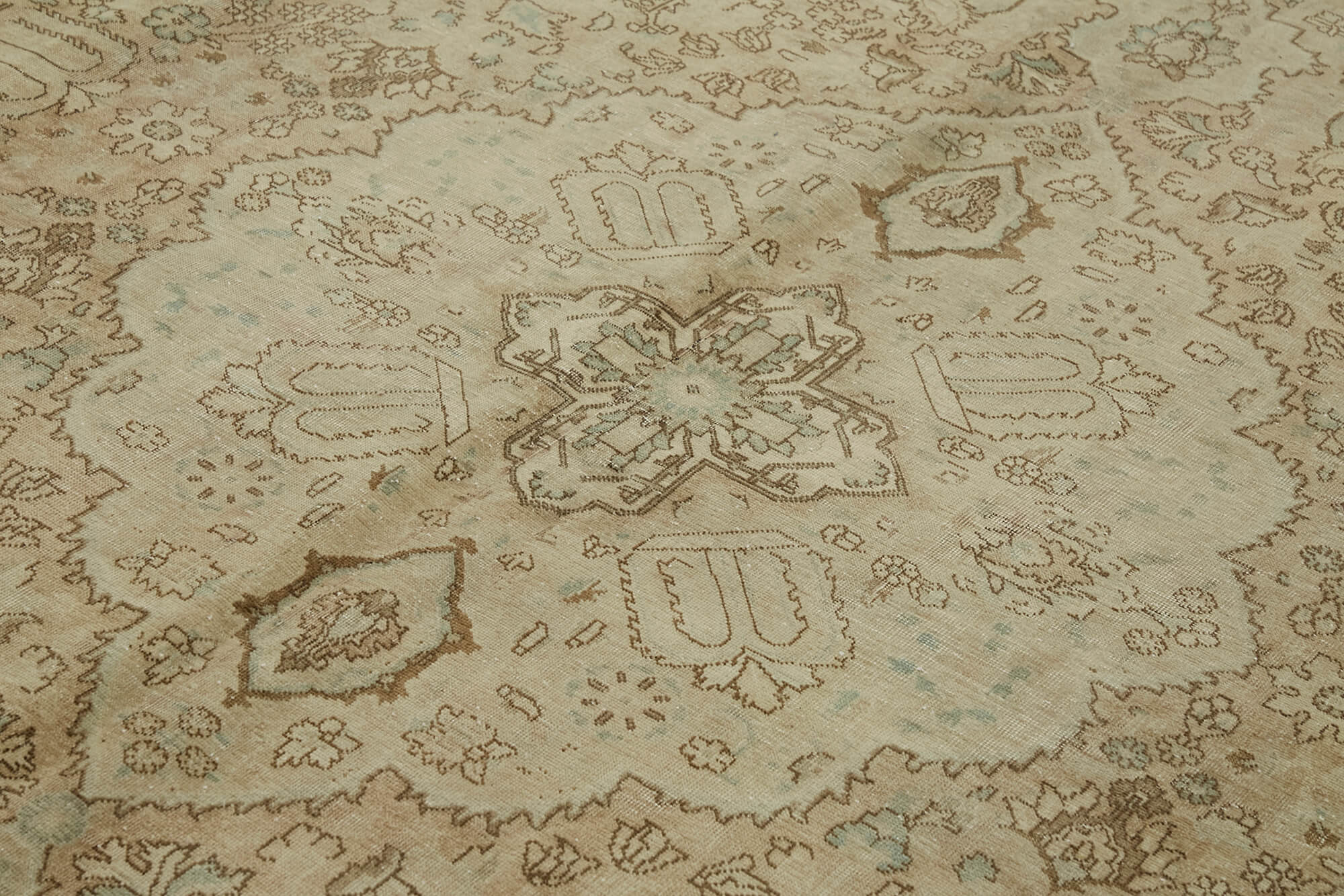 Persian Handmade — 2.89 x 3.90