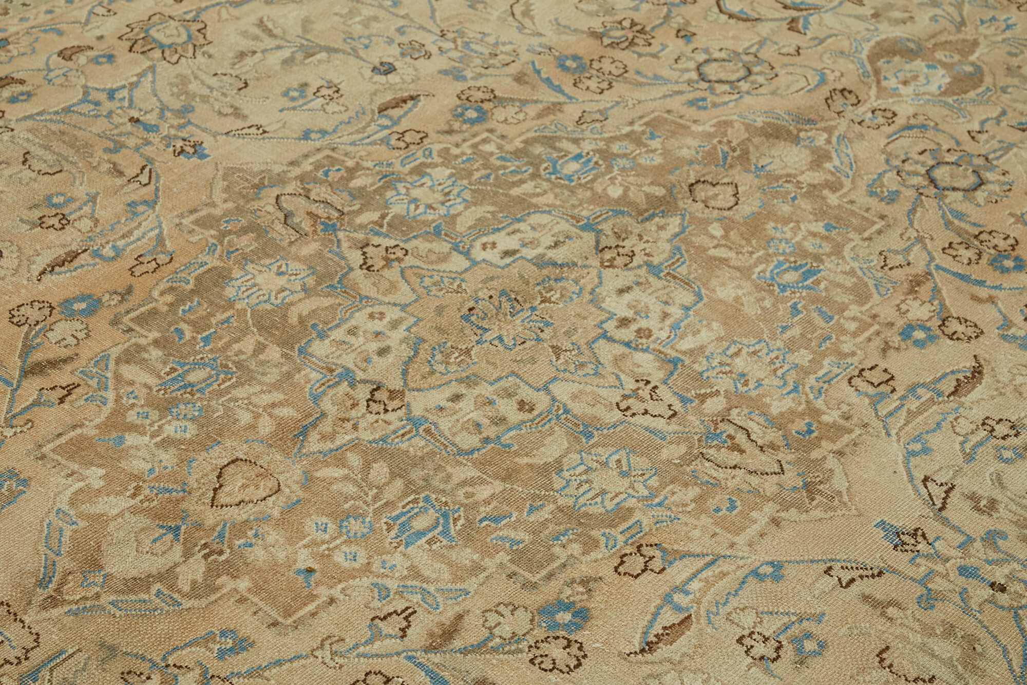 Persian Handmade — 2.81 x 3.76
