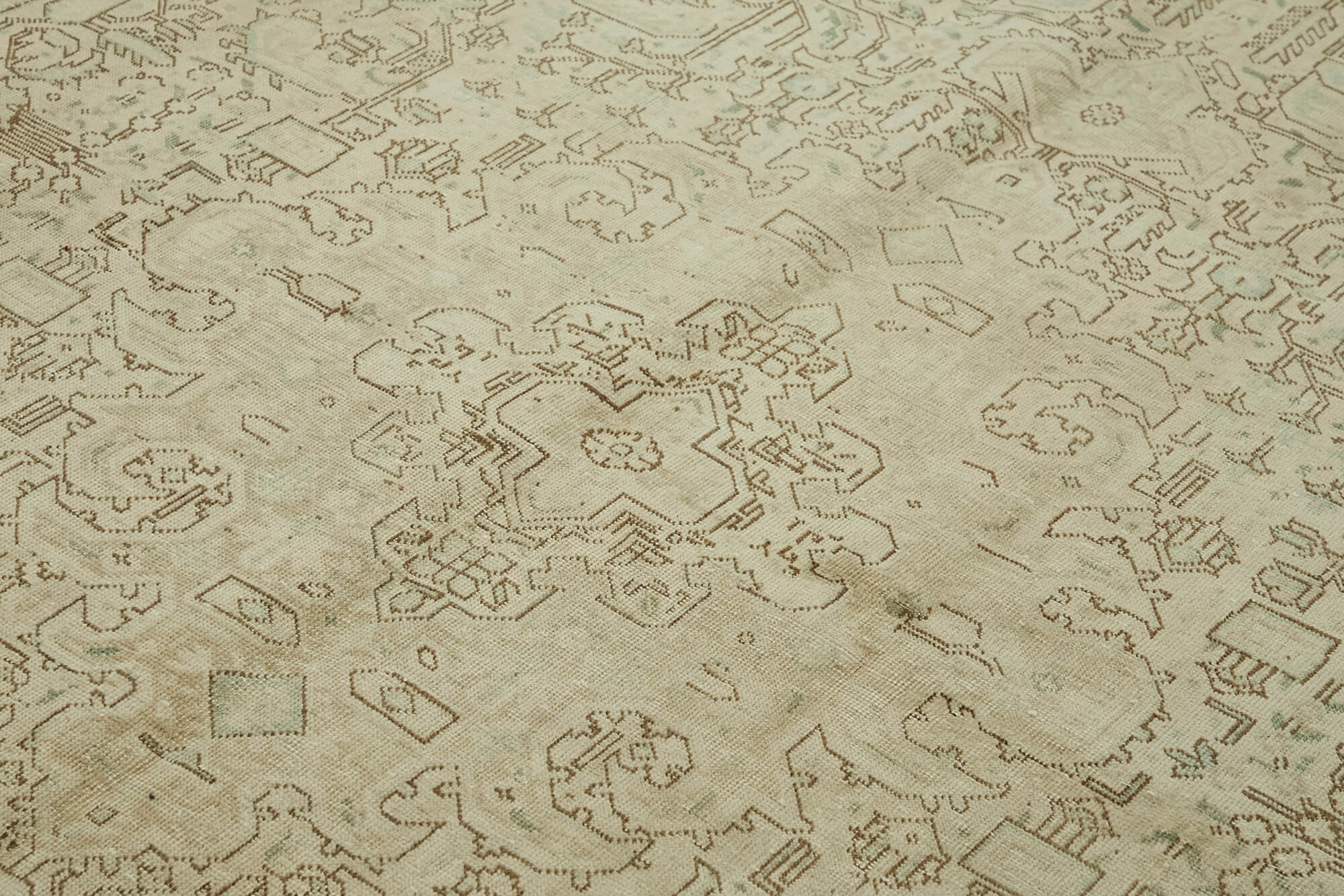 Beige Persian Handmade — 2.42 x 3.35