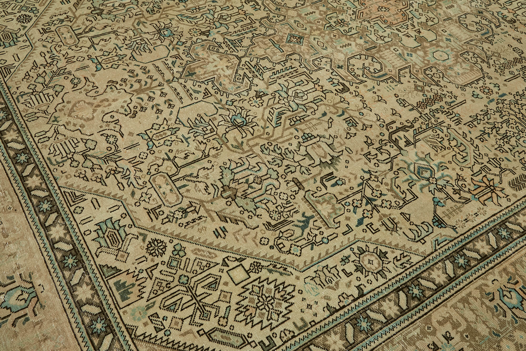Persian Handmade — 2.92 x 3.90
