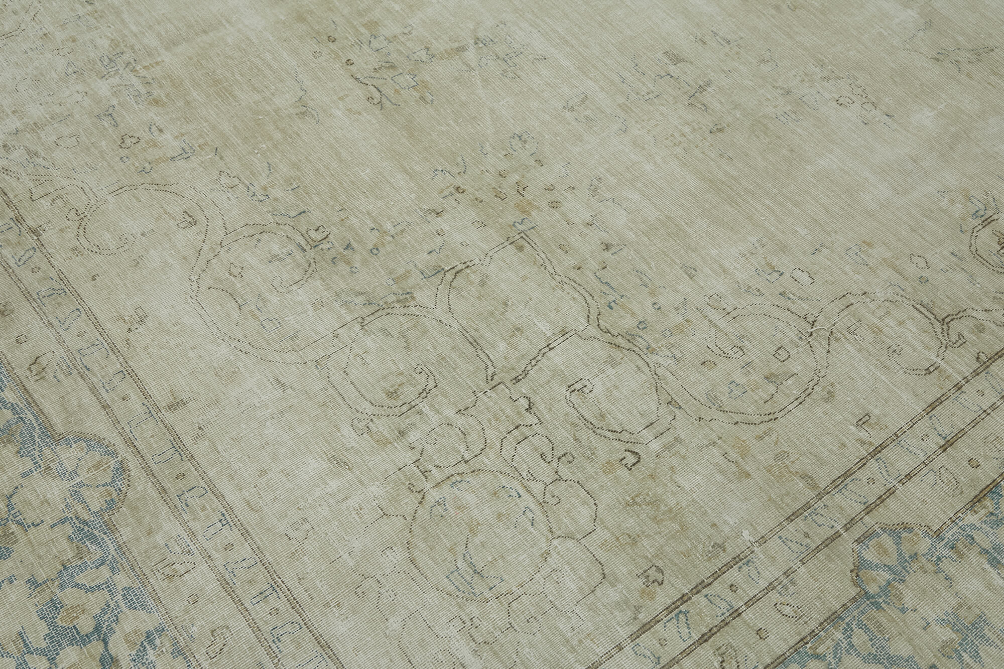 Persian Handmade — 2.97 x 4.06