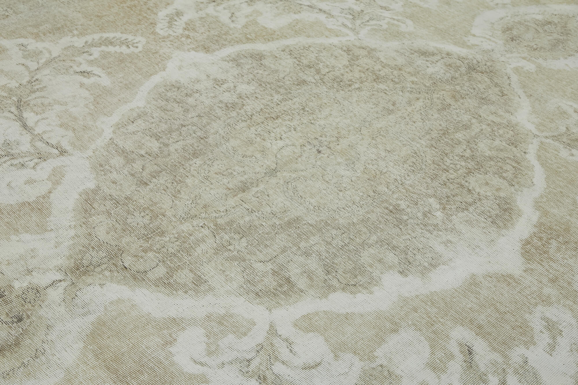 Beige Persian Handmade — 3.04 x 3.76