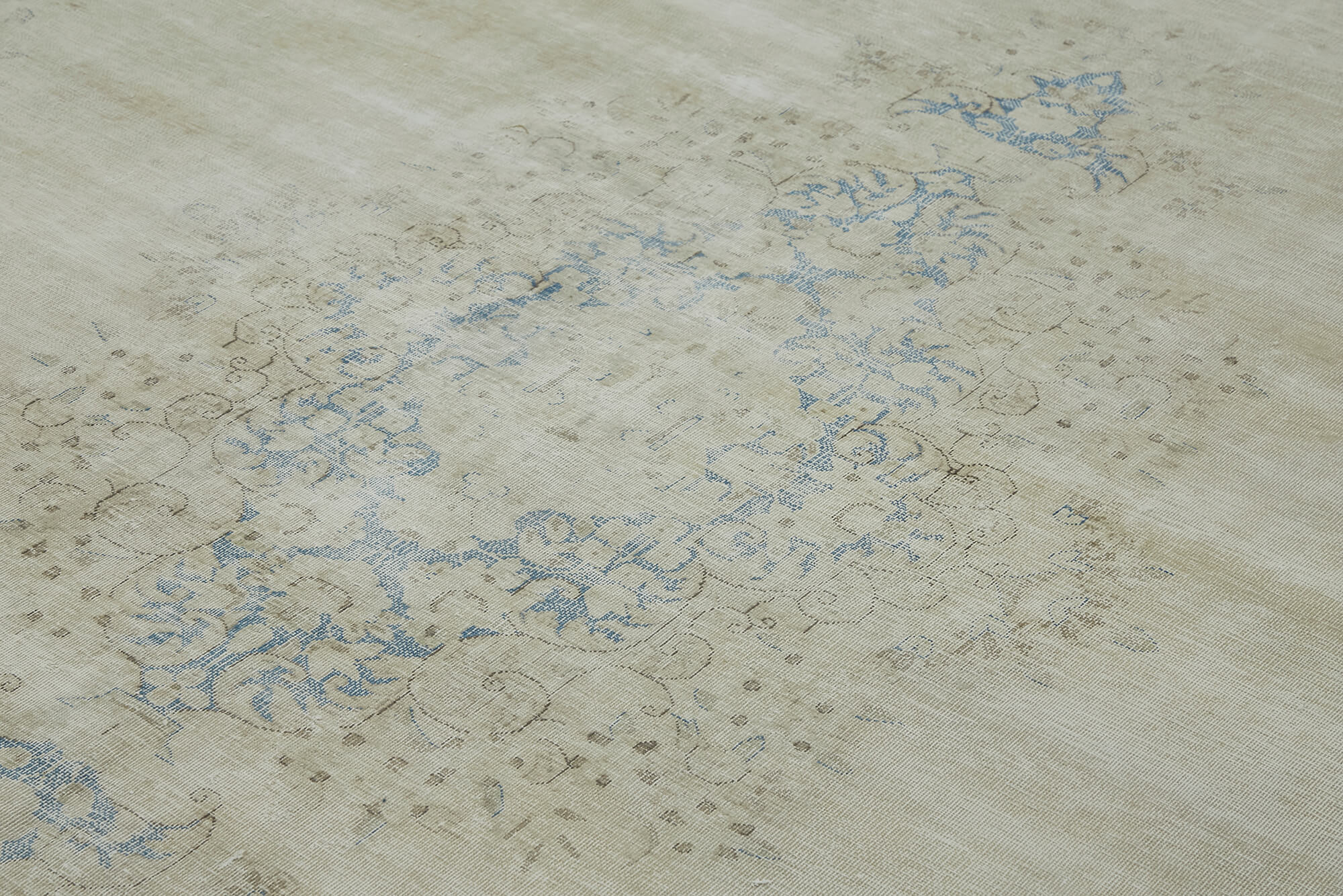 Persian Handmade — 2.89 x 3.87