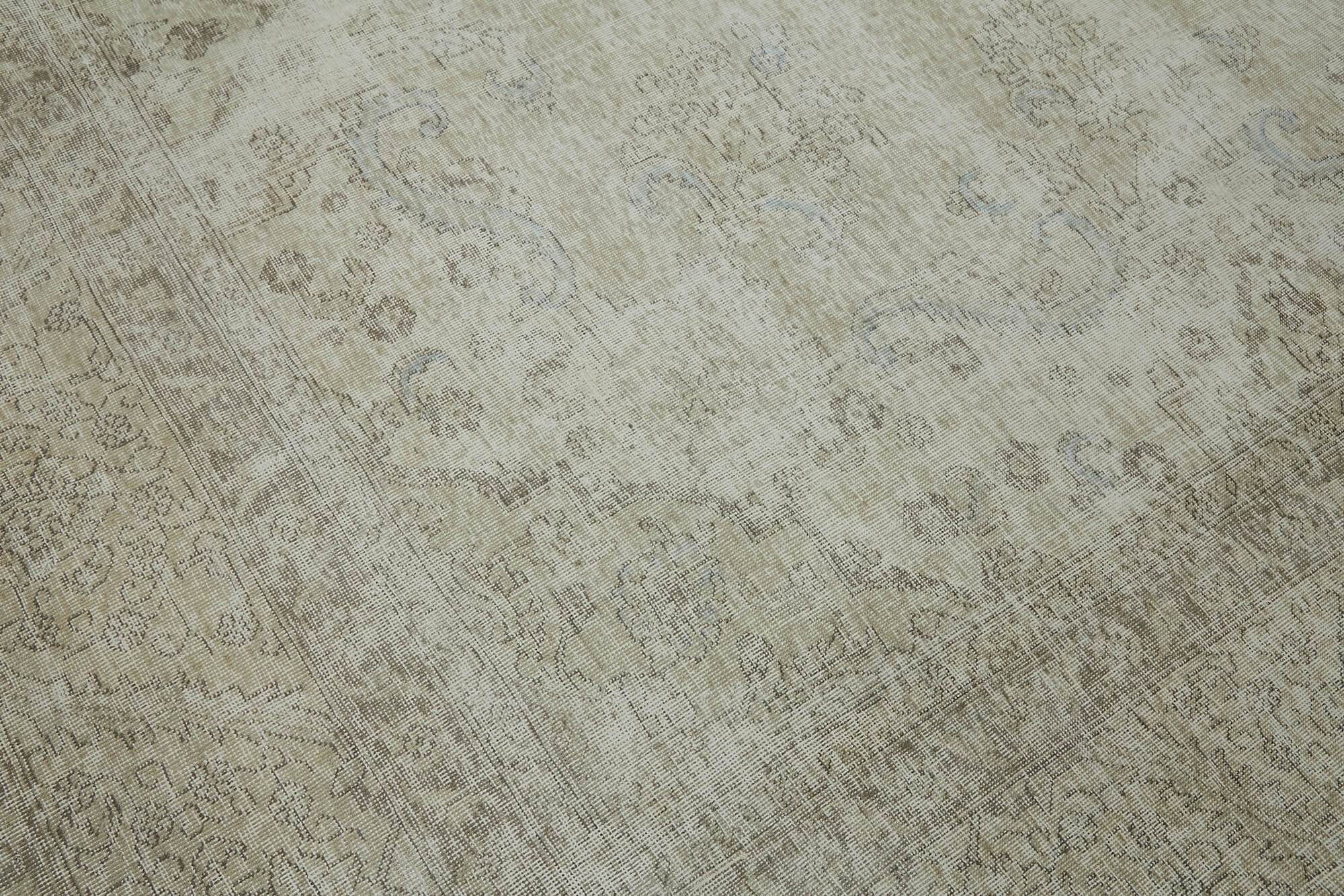 Persian Handmade — 2.90 x 3.93