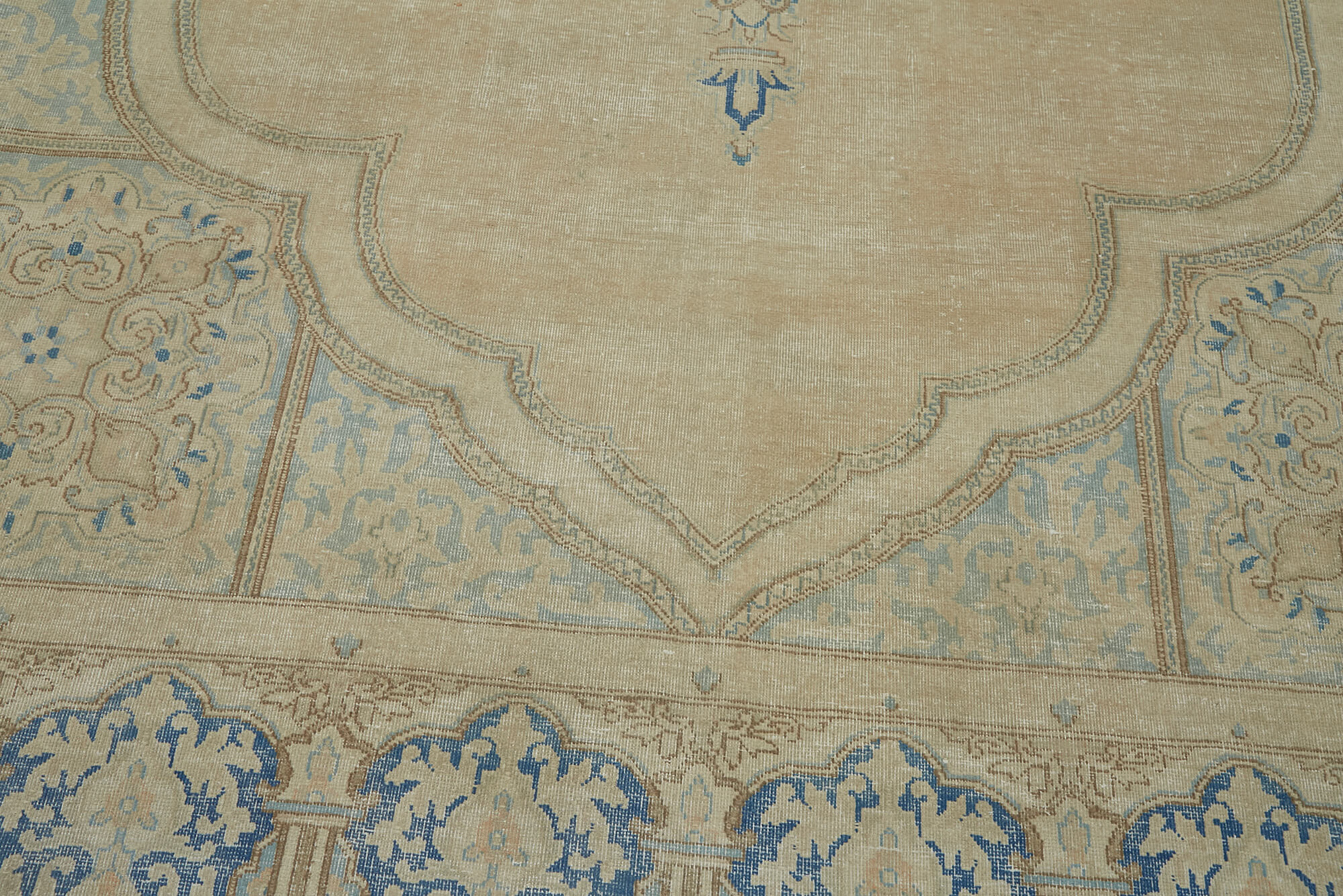 Persian Handmade — 2.65 x 3.66